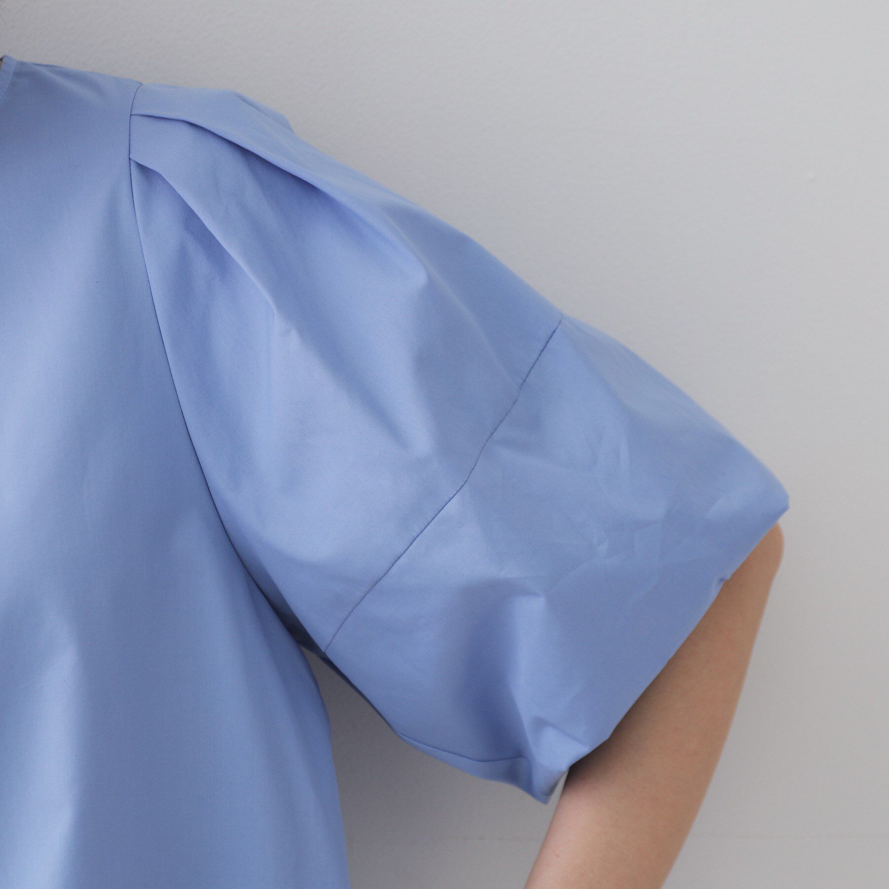 OPAQUE.CLIP「バルーンスリーブブラウス【洗濯機洗い可】」|シャツ・ブラウス|