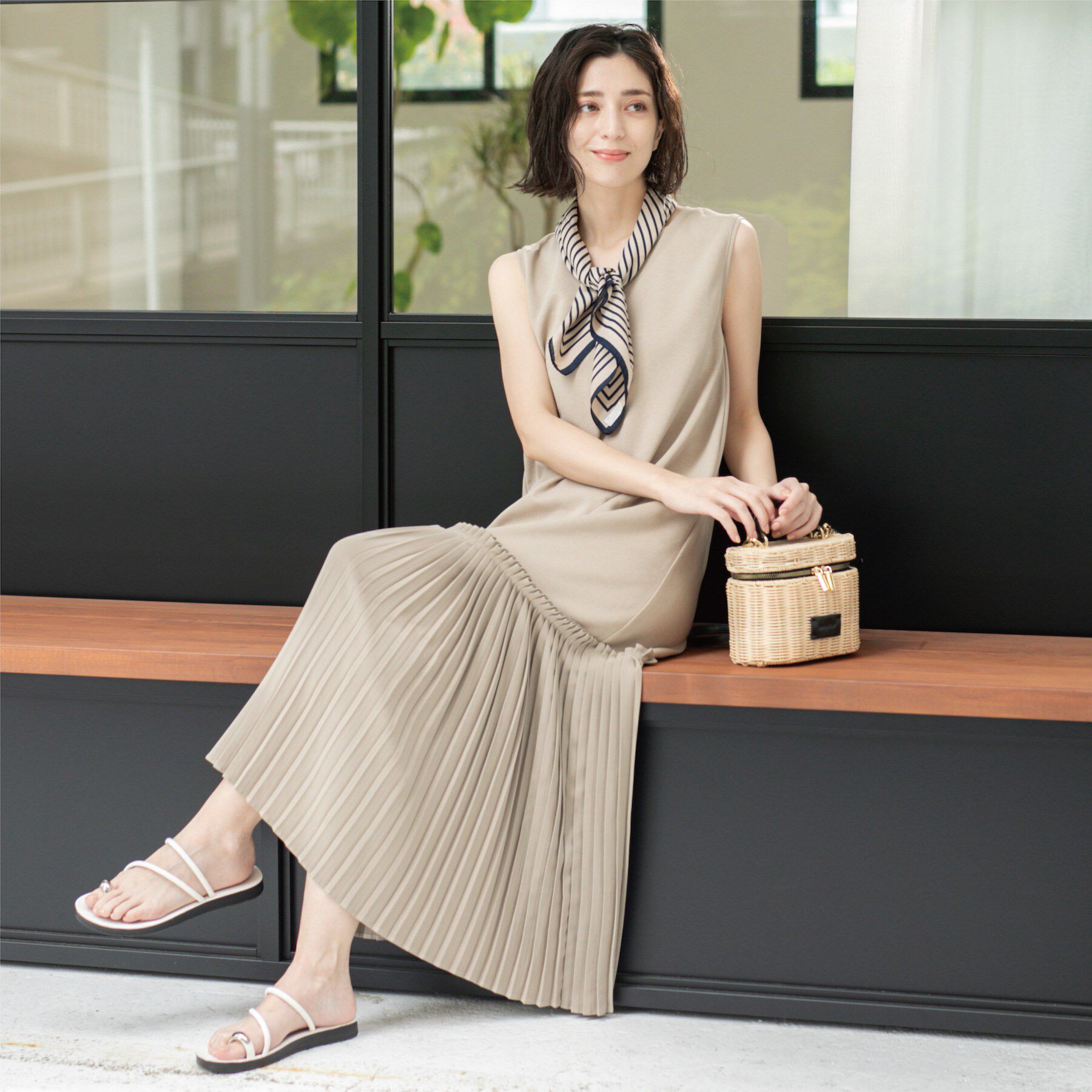 OPAQUE.CLIP「プリーツ切替ノースリーブワンピース【洗濯機洗い可】」|ワンピース|