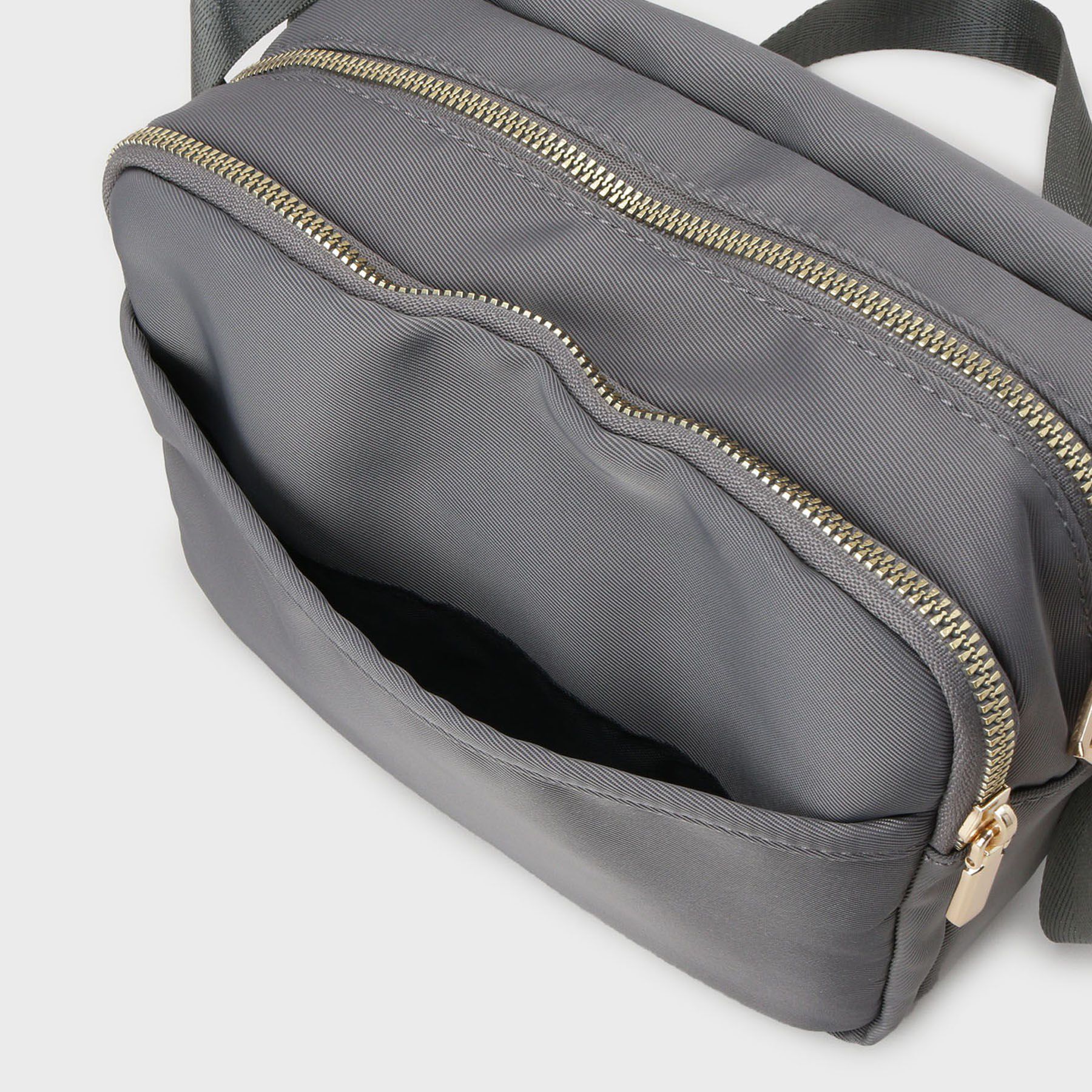 OPAQUE.CLIP「【軽量/撥水加工/多ポケット】ツイルピジョンミニショルダーバッグ」|ショルダー・メッセンジャー|