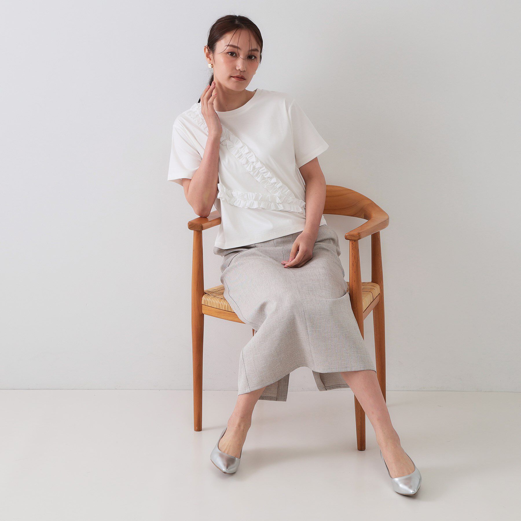 OPAQUE.CLIP「《美人百花掲載》アシメフリルドッキングカットソー【洗濯機洗い可】」|Tシャツ・カットソー|