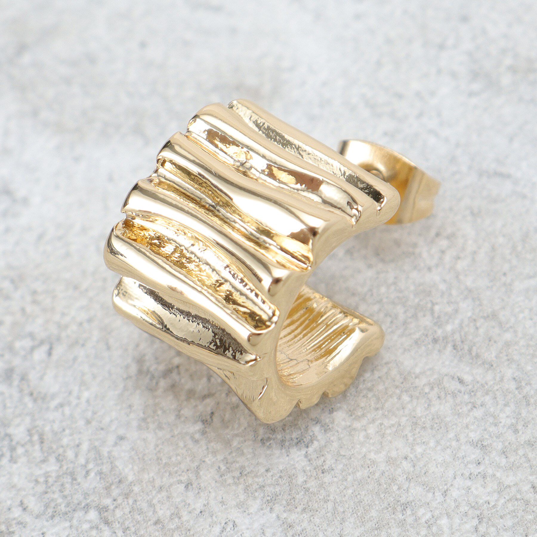 OPAQUE.CLIP「しわメタルピアス」|ピアス|