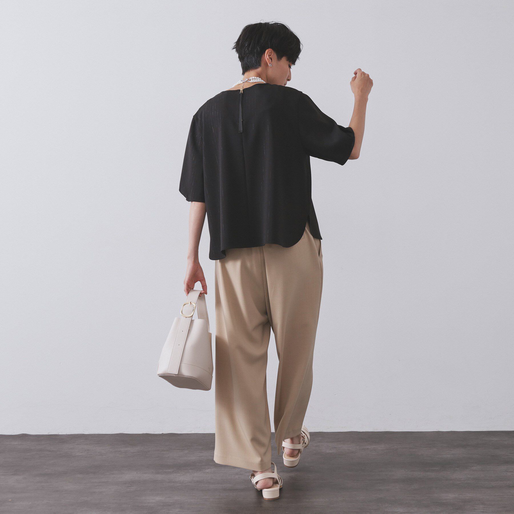 OPAQUE.CLIP「ラメストライプタックスリーブブラウス/セットアップ可【洗濯機洗い可/防シワ/吸水速乾】」|シャツ・ブラウス|