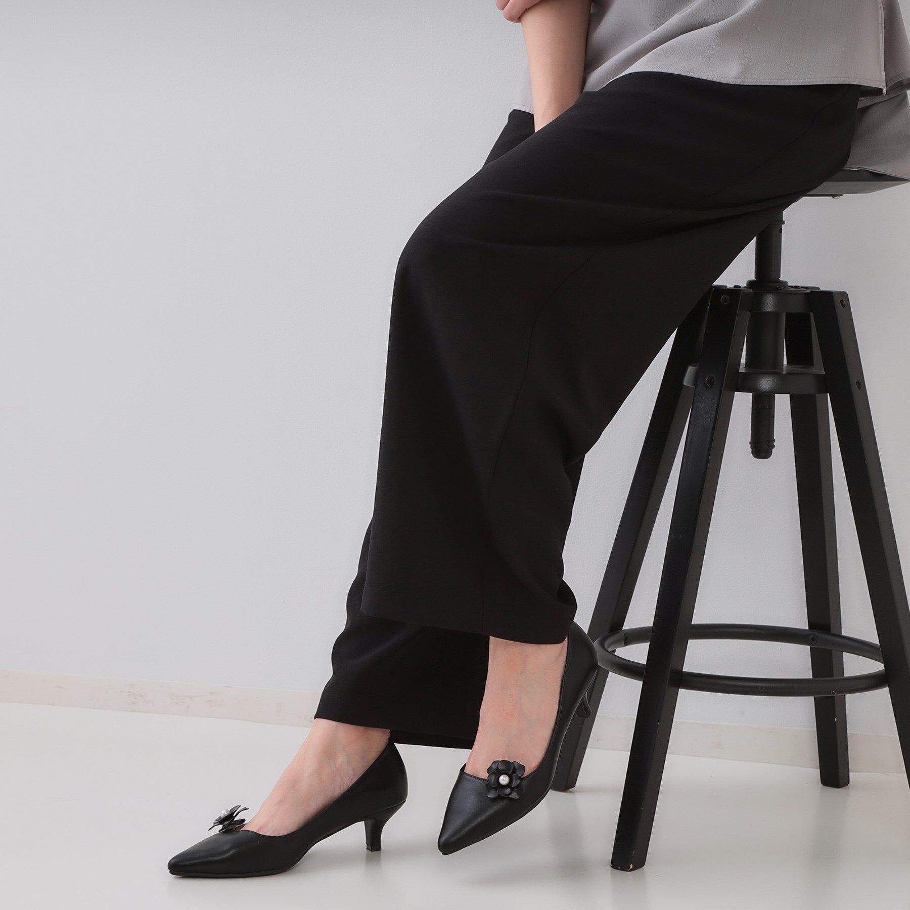 OPAQUE.CLIP「【2WAY／抗菌防臭加工】フラワークリップ付きパンプス」|パンプス|