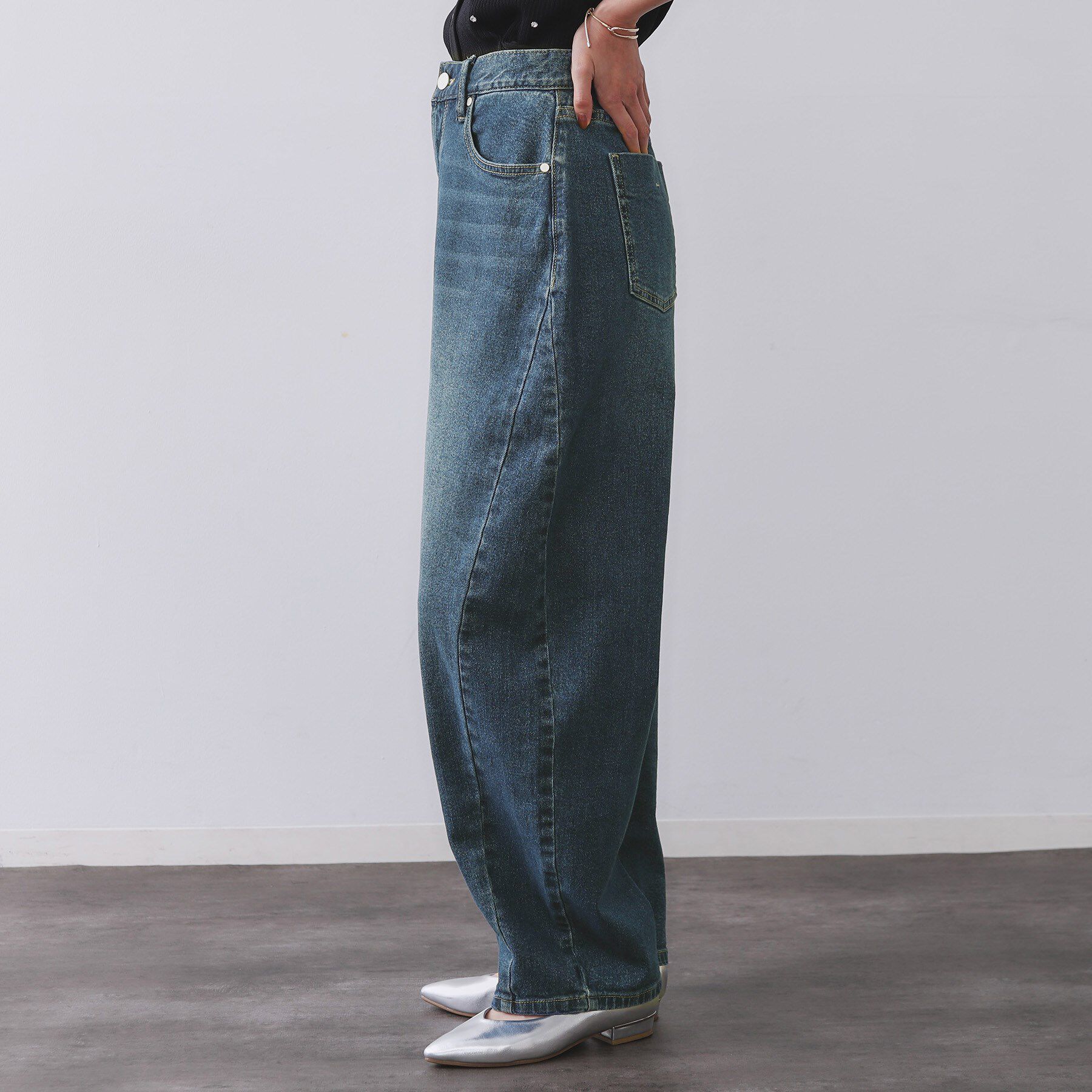 OPAQUE.CLIP「ストレッチバレルレッグデニム【洗濯機洗い可】」|デニム|