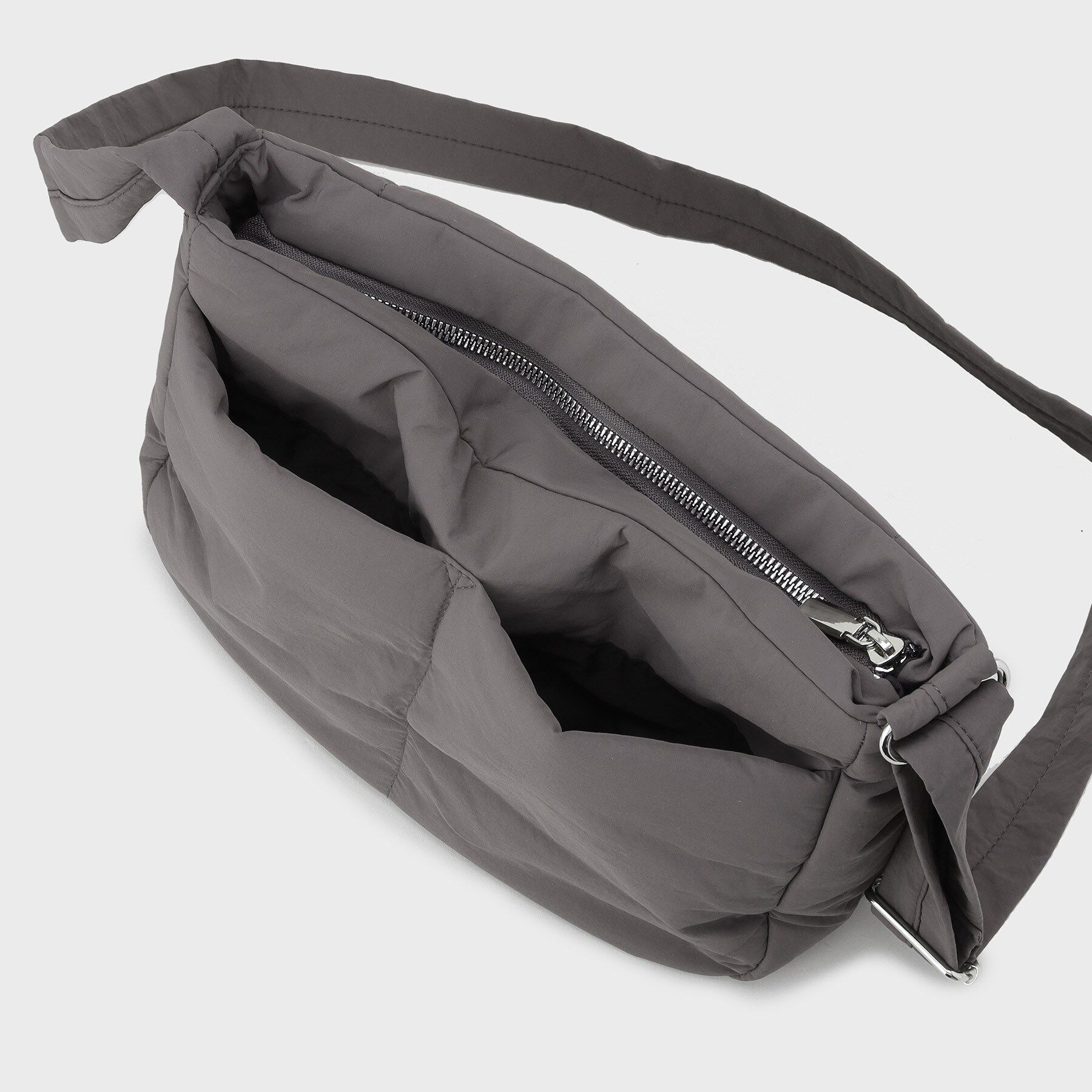 OPAQUE.CLIP「【軽量】ミドルサイズパフィーショルダーバッグ」|ショルダー・メッセンジャー|