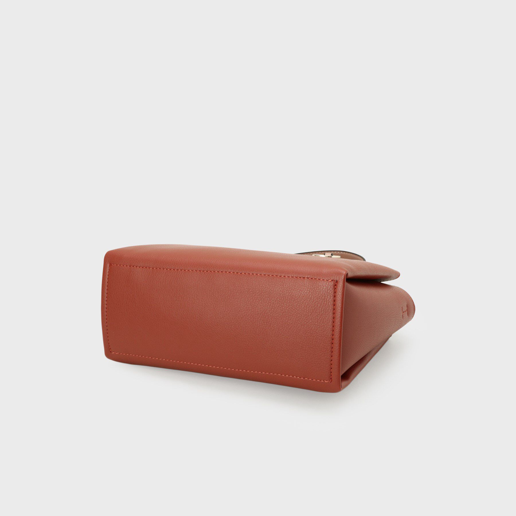 OPAQUE.CLIP「《BAILA掲載》3層仕様バイカラー合皮ミドルトートバッグ【軽量／2WAY】」|トートバッグ|