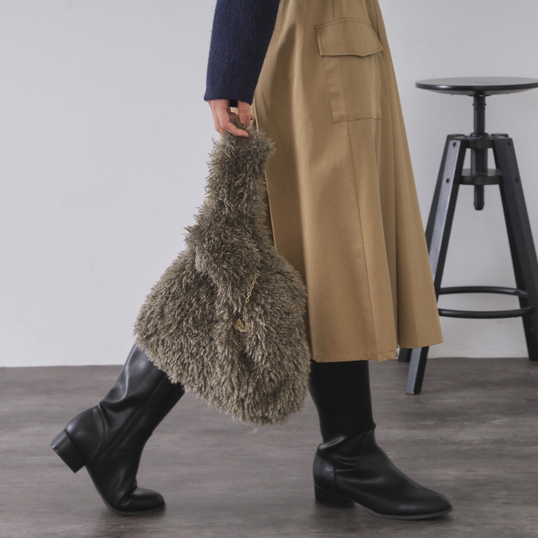 OPAQUE.CLIP「ラム風フェイクファーハンドバッグ」|ハンドバッグ|