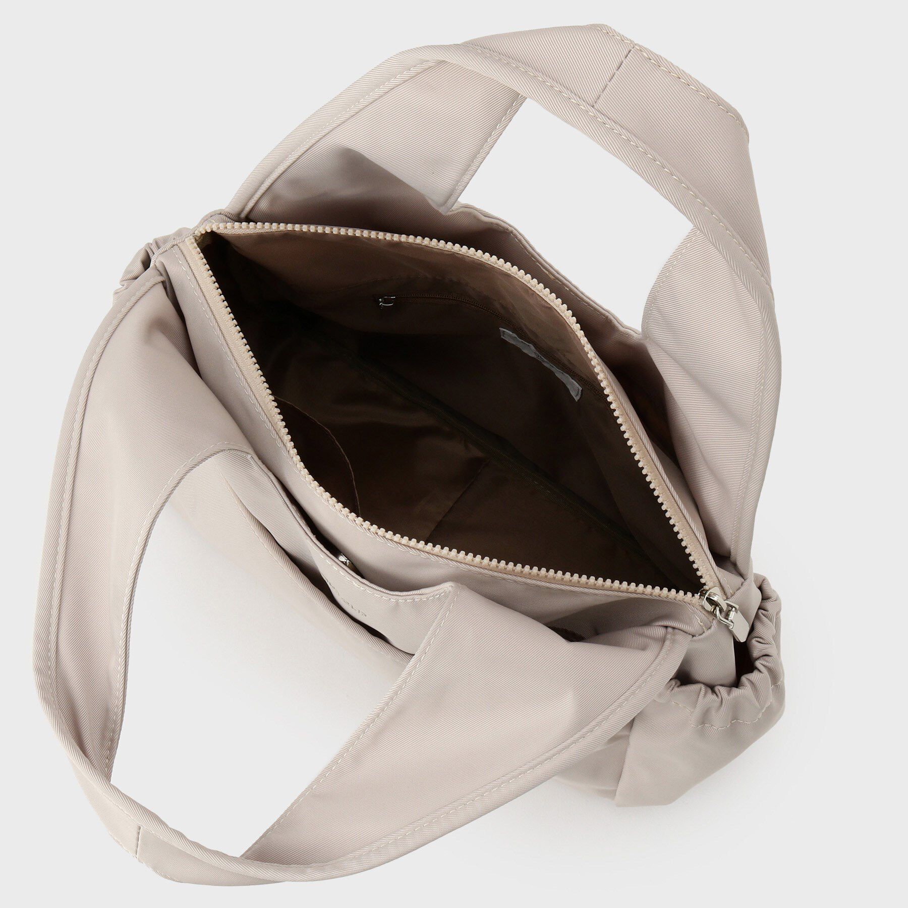 OPAQUE.CLIP「フロントポケット3層デザイントライアングルミドルトートバッグ【マルチポケット】」|トートバッグ|