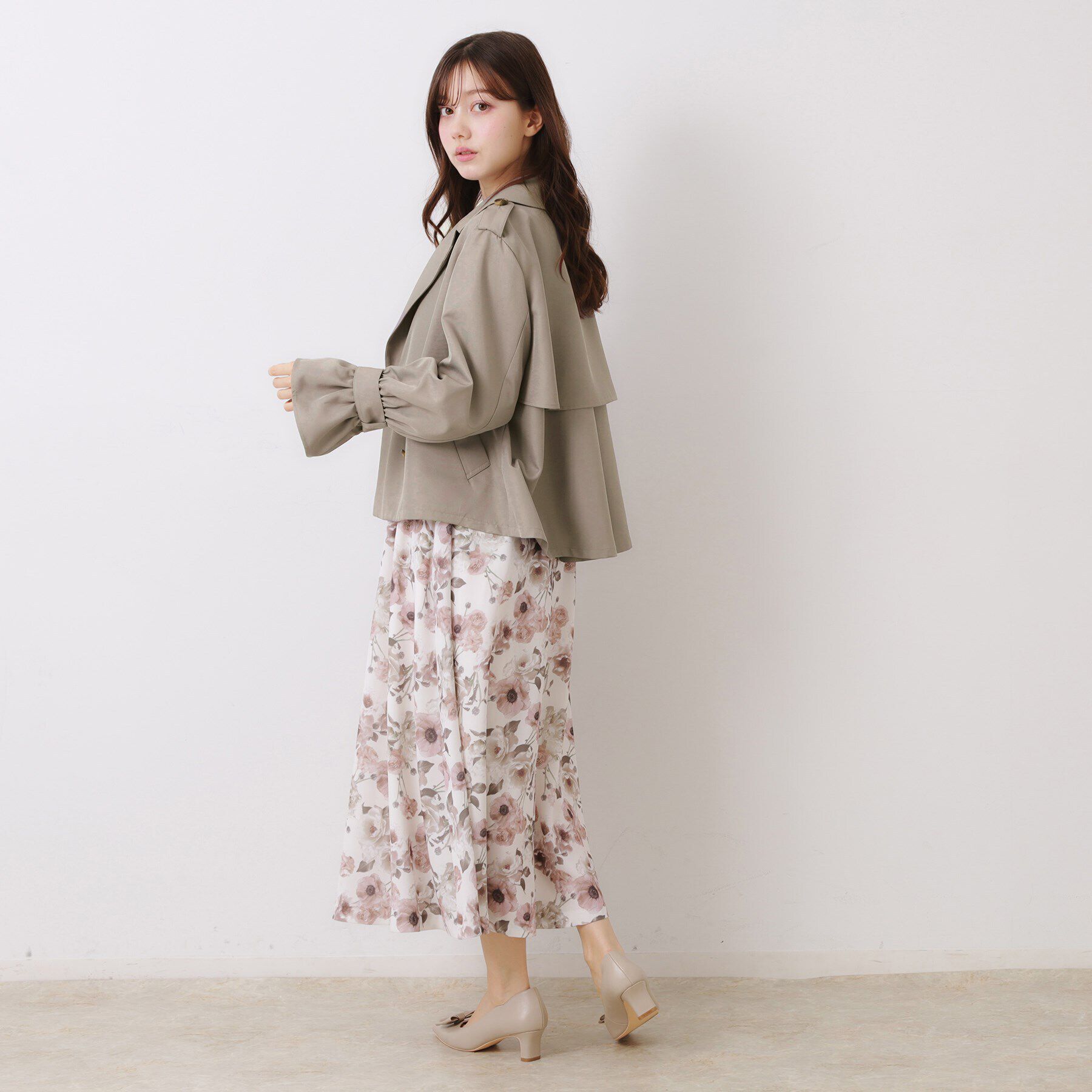 Couture broach「【華やか・主役級】ショートトレンチ」|トレンチコート|