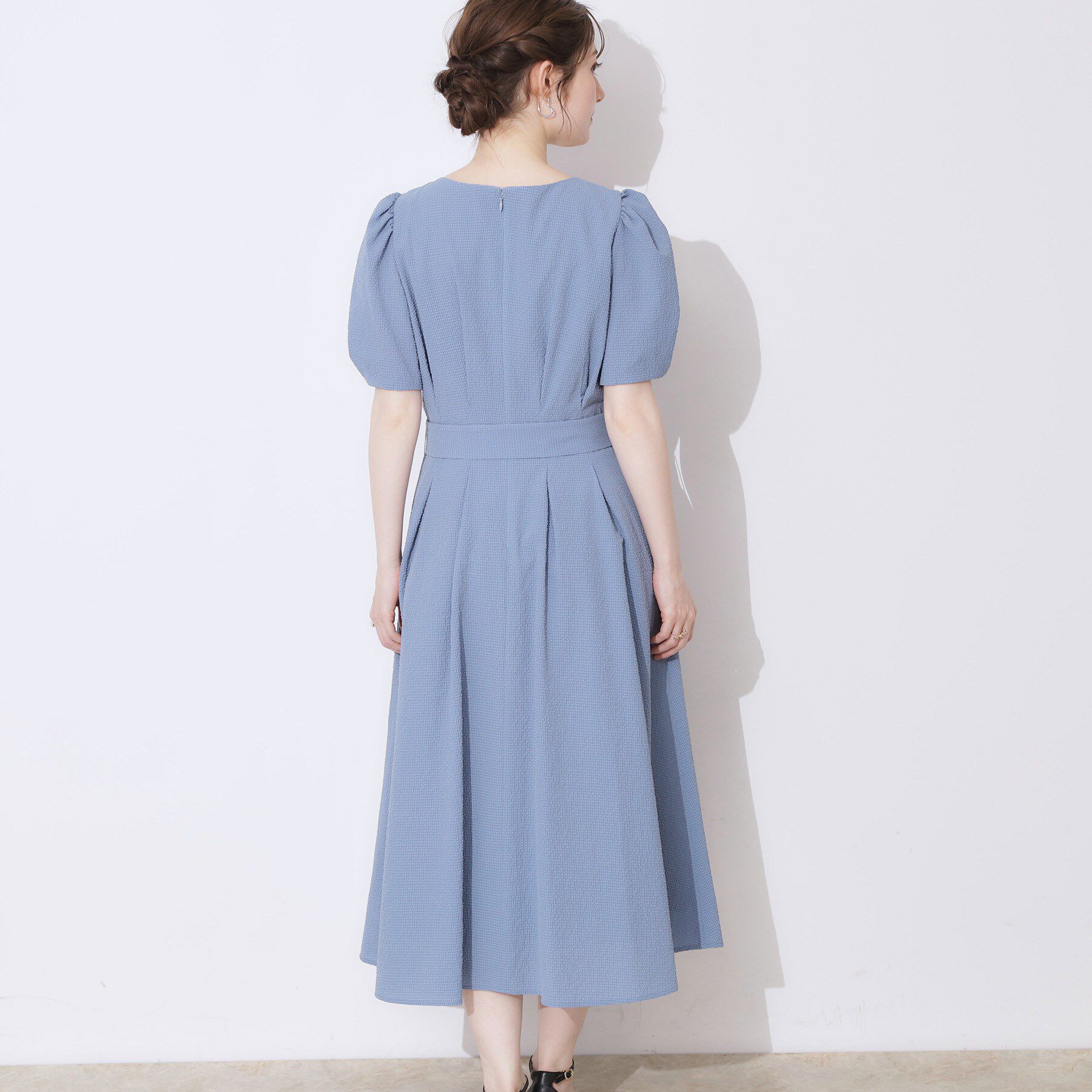 Couture broach「【細見え・キレイめ】サッカータックワンピース」|ワンピース|