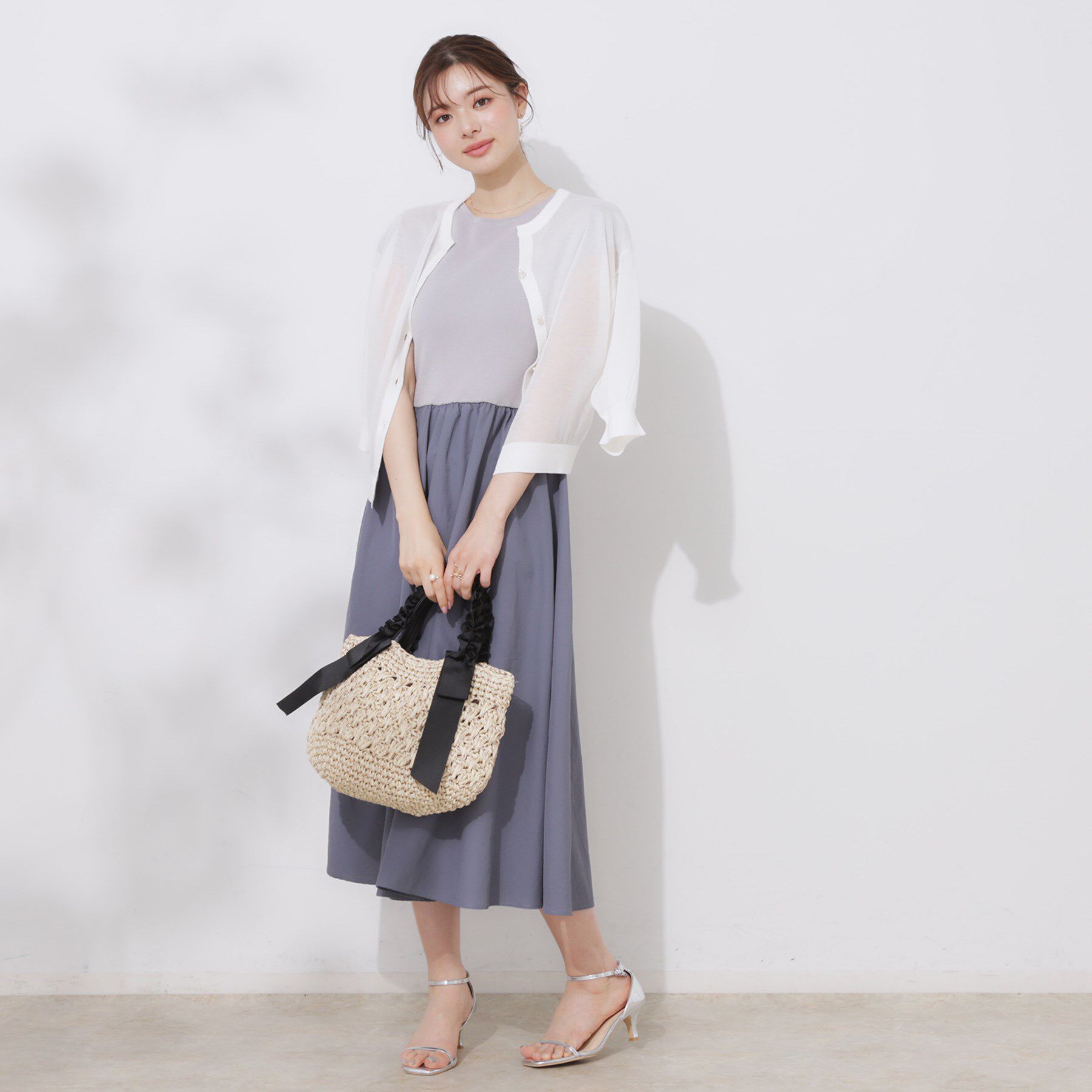 Couture broach「【前後2WAY・二の腕カバー】ダブルパール調釦5分袖シアーカーディガントップス」|カーディガン|