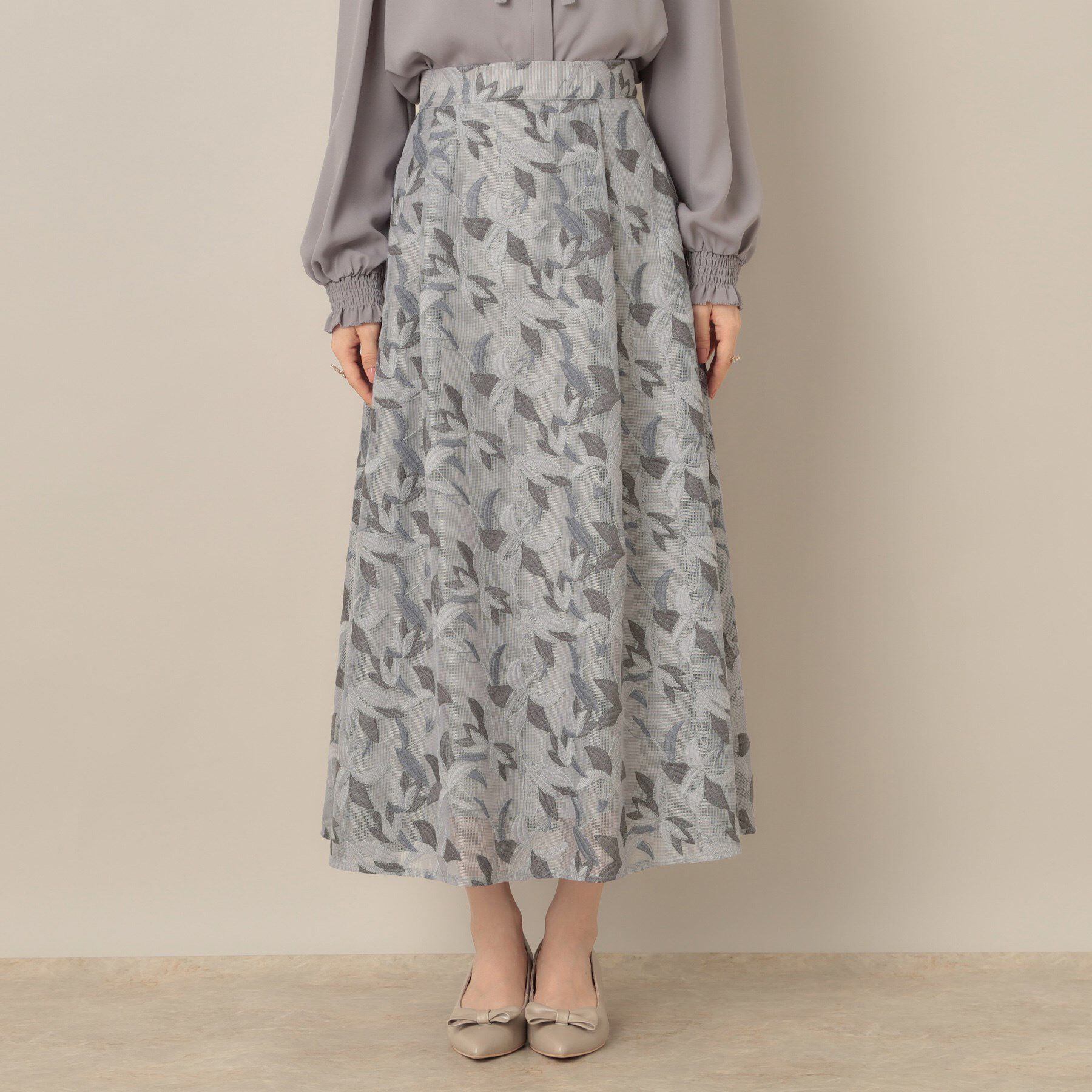 Couture broach「【花柄・きれいめ・通勤】リンドウエンブロメッシュスカート」|スカート|