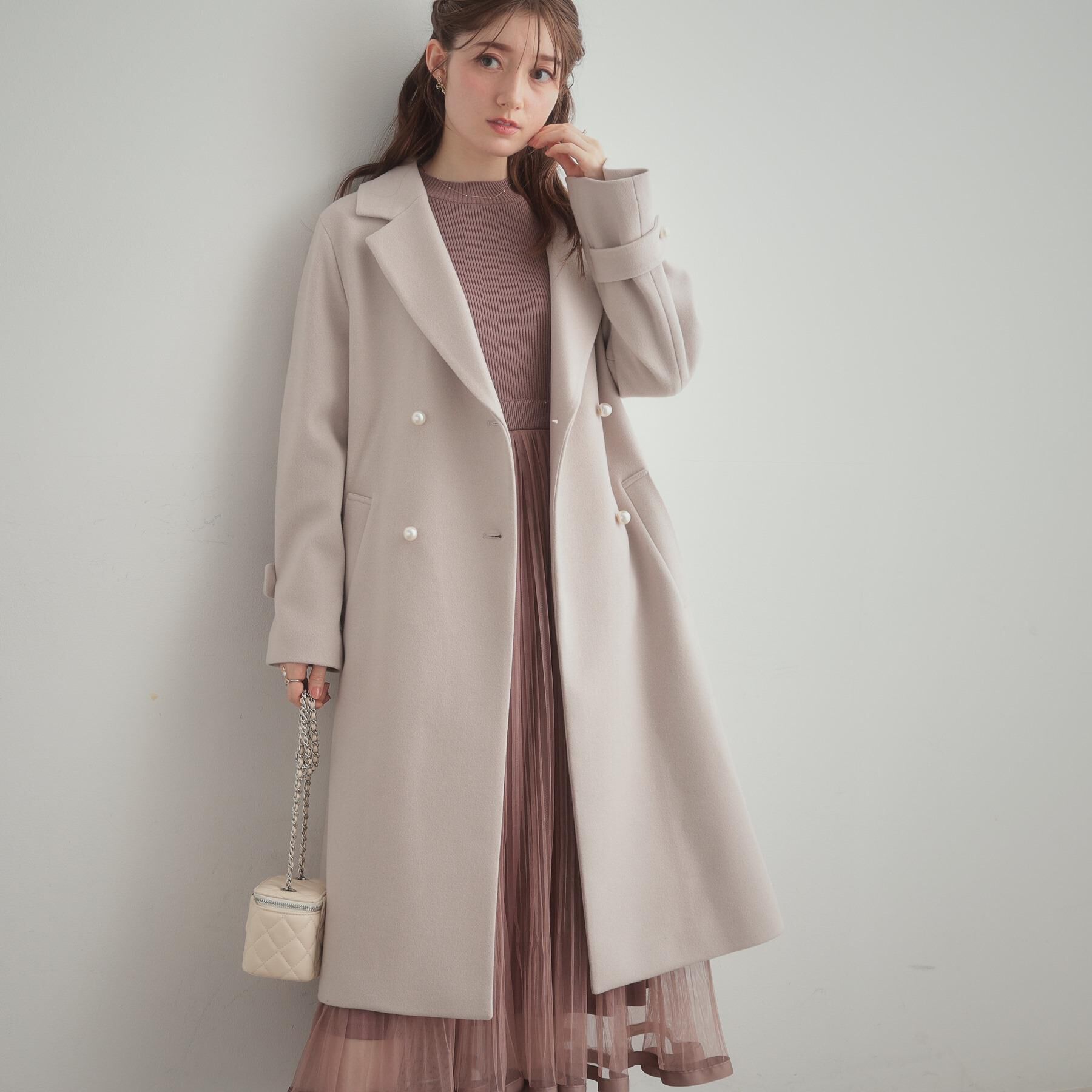 Couture broach「【大人上品・ベルト付き】パール調釦チェスターコート」|チェスターコート|グレージュ(050)