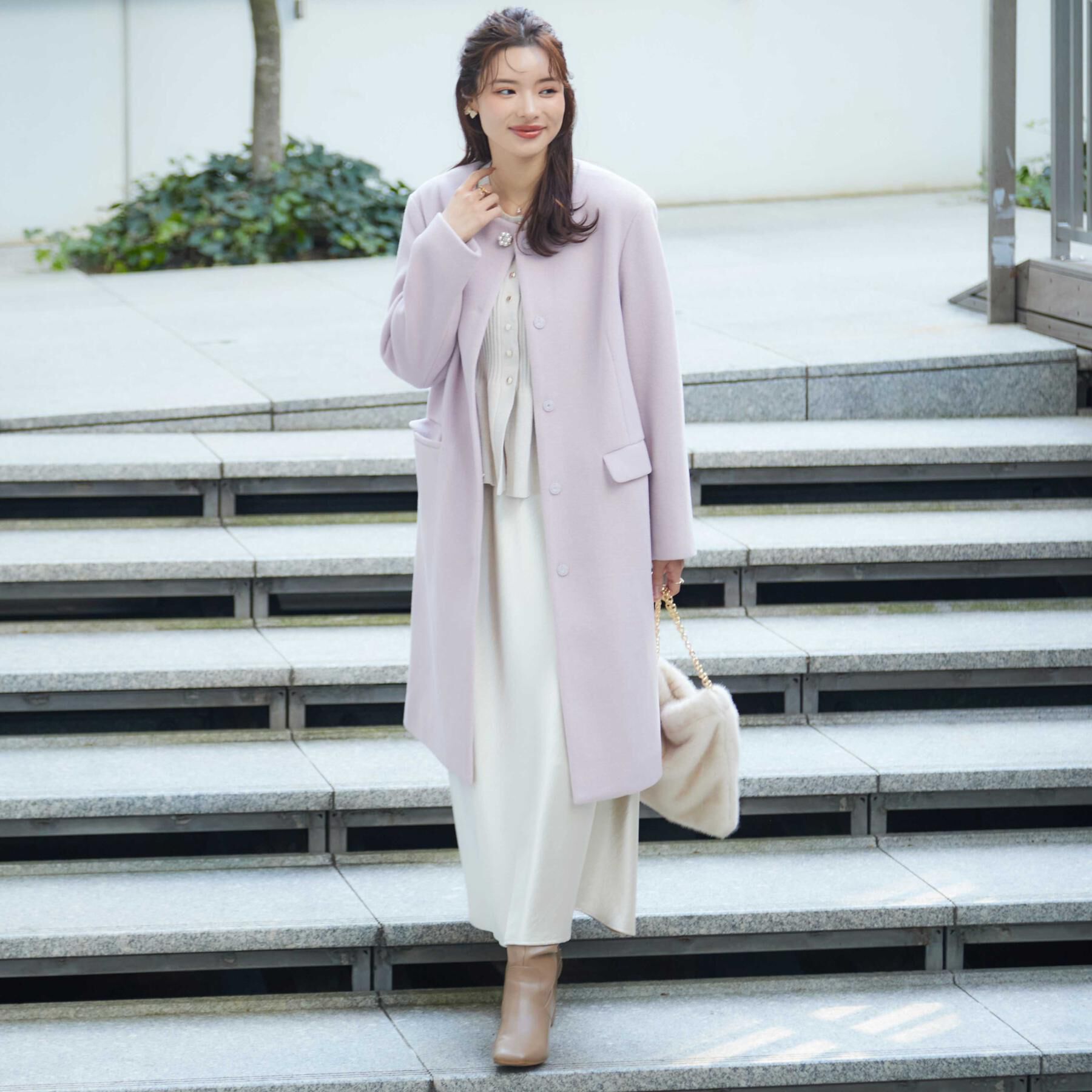 Couture broach「【通勤/ビジューブローチ付き】ノーカラー ロングコート」|ノーカラーコート|