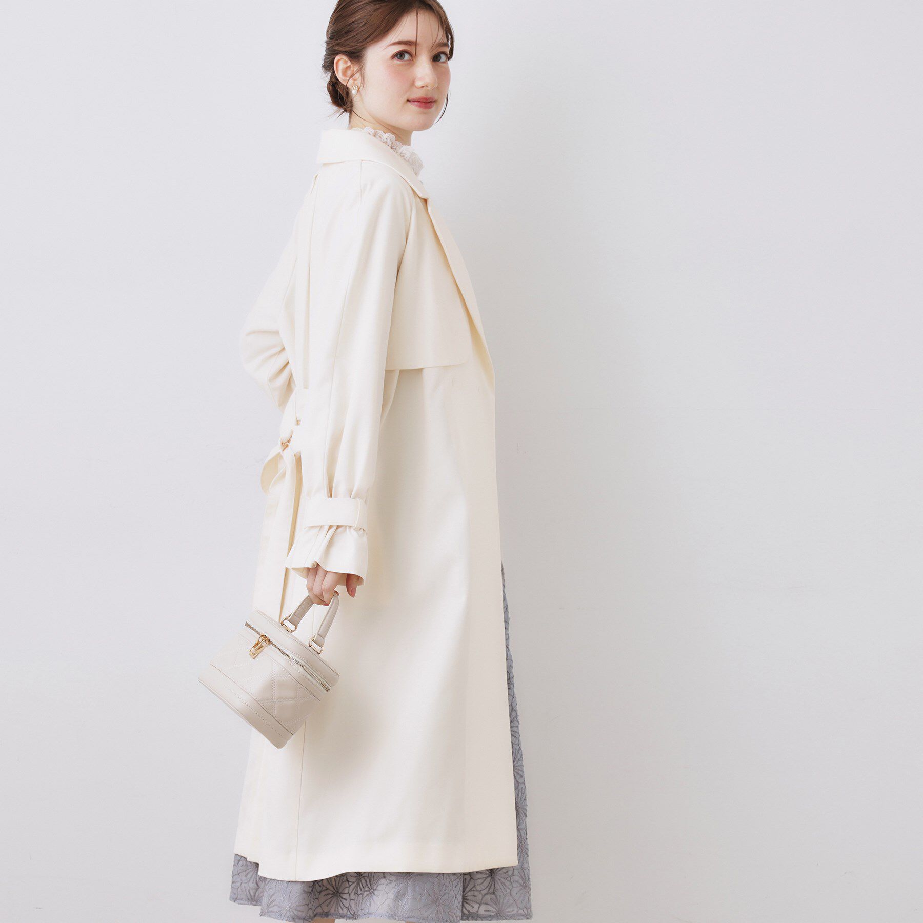 Couture broach「【撥水・ハレの日・通勤】ロングトレンチコート」|トレンチコート|