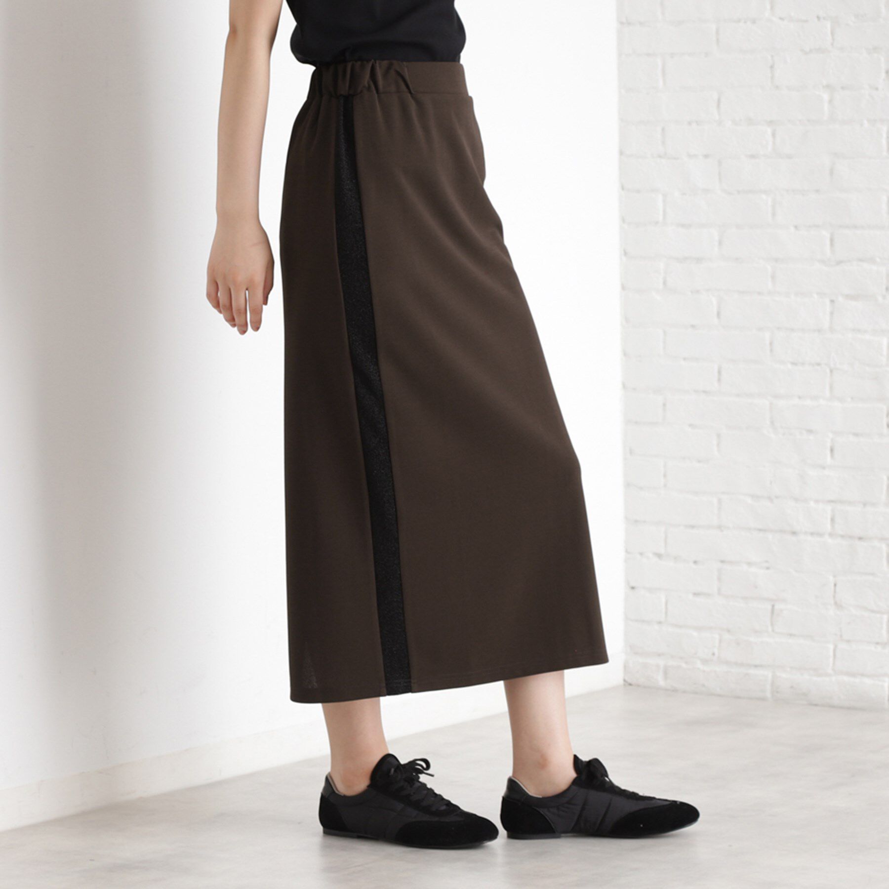 THE SHOP TK「サイドラメラインタイトスカート【洗濯機OK】」|スカート|ブラウン(043)