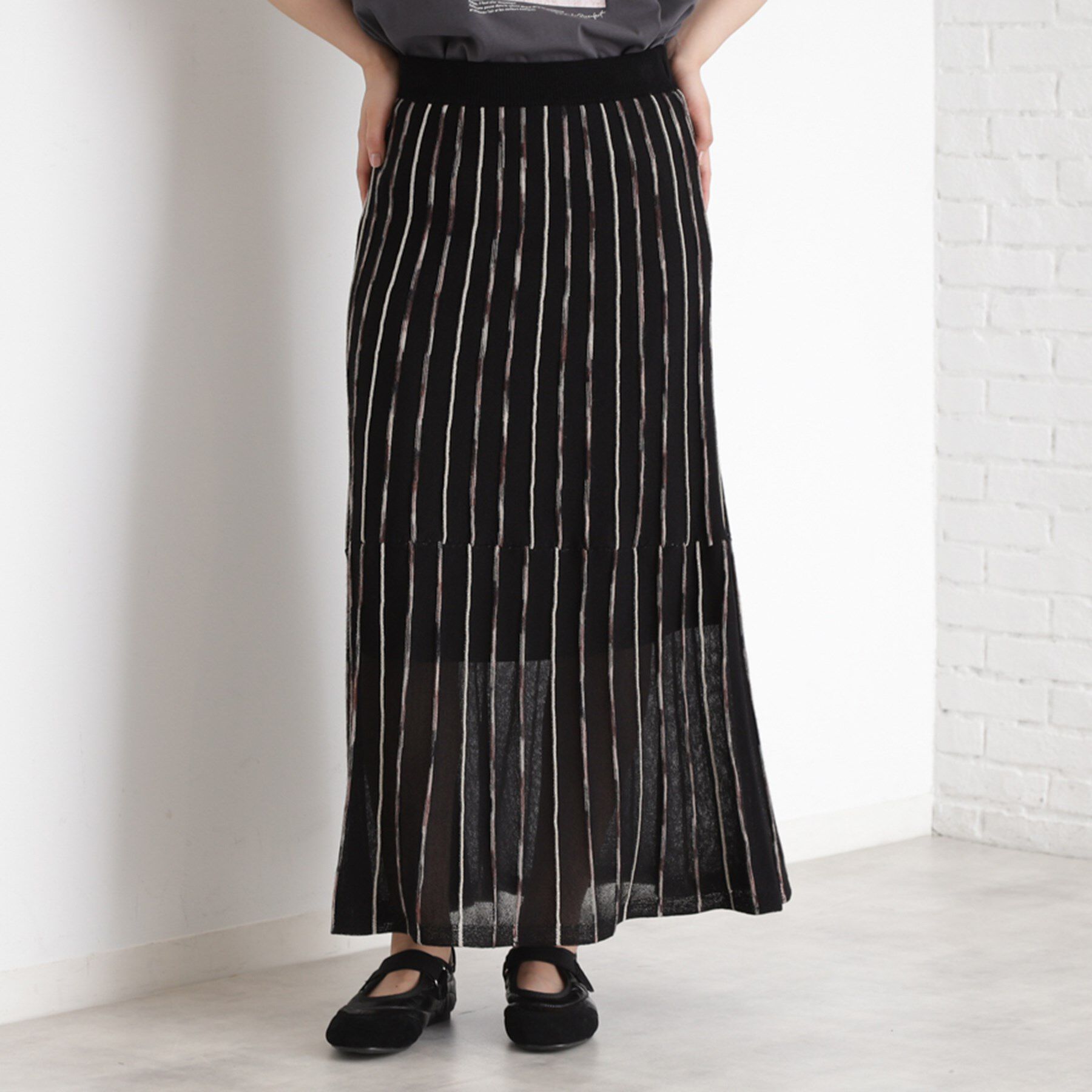 THE SHOP TK「ラメシアーストライプスカート【毛玉になりにくい/洗濯機OK】」|スカート|ブラック(319)