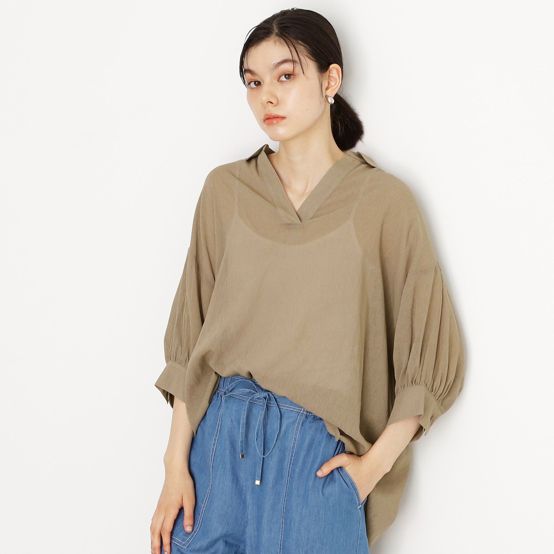 THE SHOP TK「後ろギャザーシアーシャツ【体型カバー／洗える】」|シャツ・ブラウス|トープ(054)