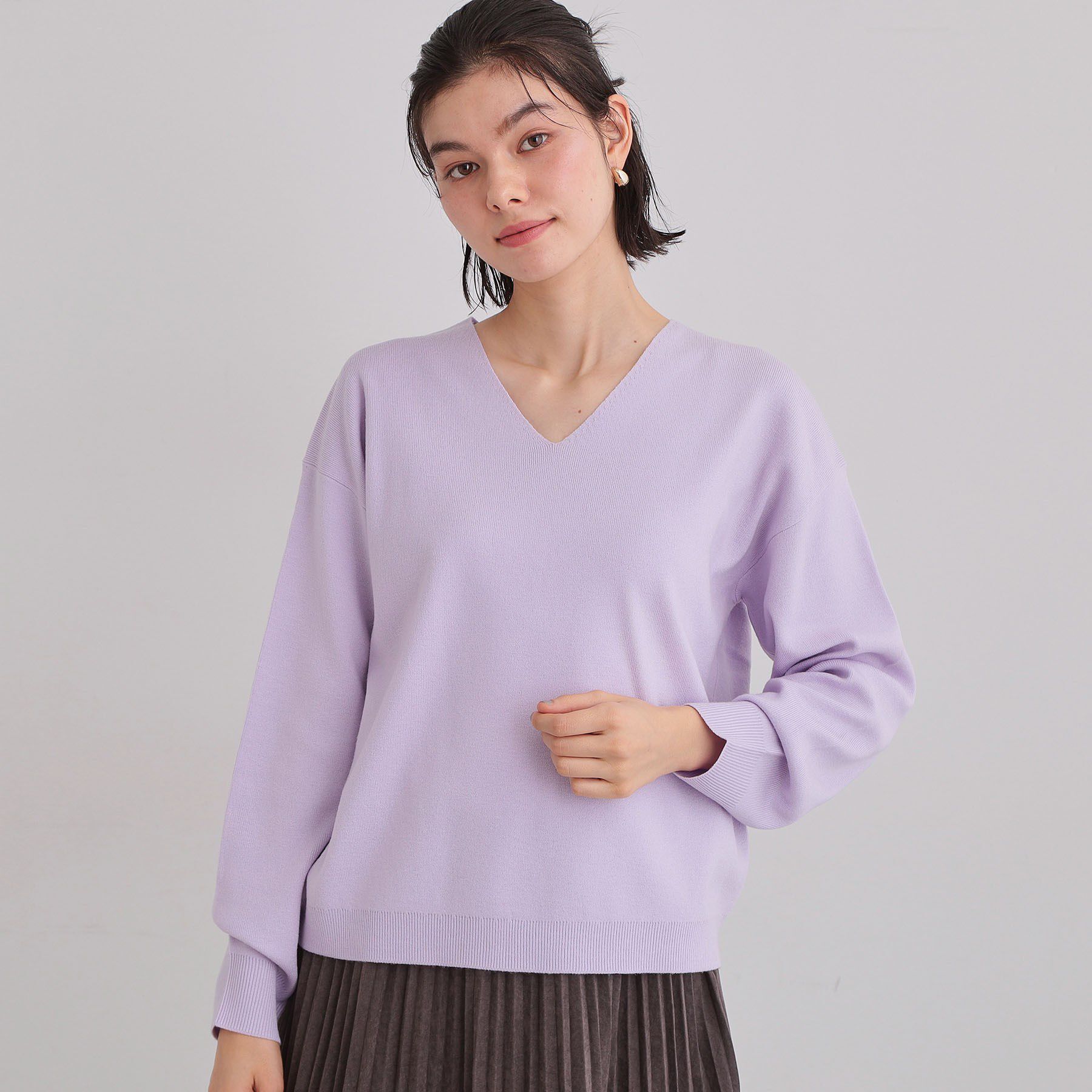 THE SHOP TK「【S-XLサイズ/上品見えが叶う】Vネックニット/洗濯機OK」|ニット・セーター|ラベンダー(980)