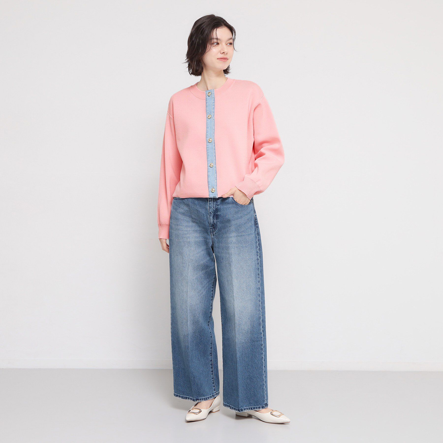 THE SHOP TK「【羽織るだけでこなれ感を演出】デニム切替カーディガン」|カーディガン|