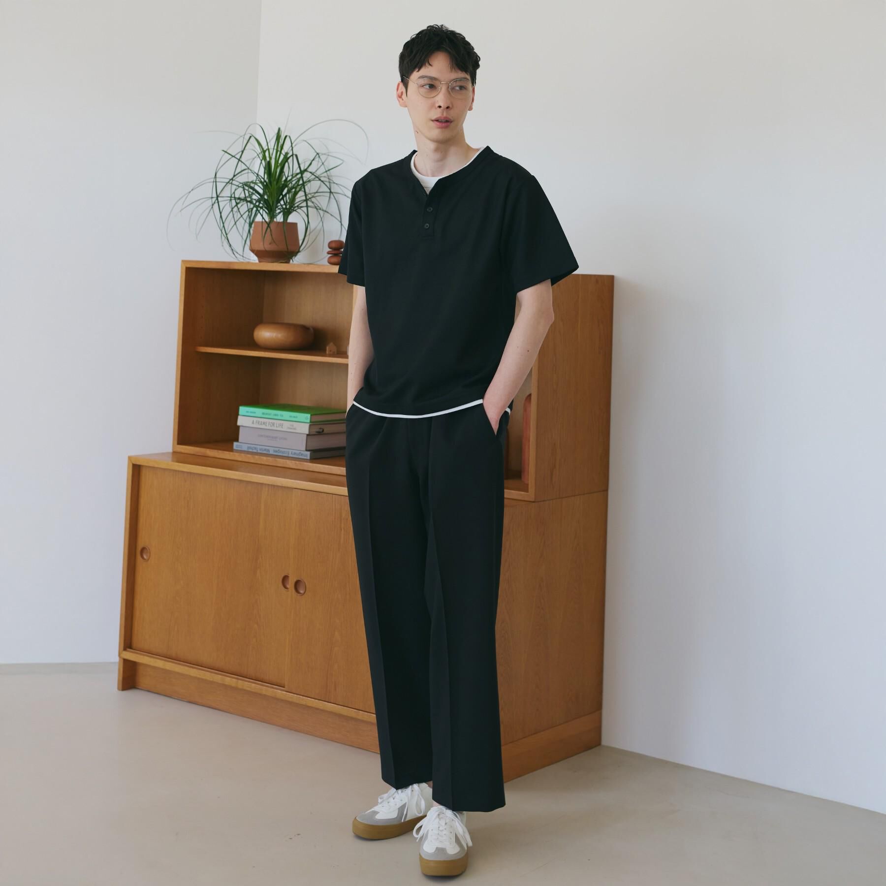 THE SHOP TK「【1枚でちゃんとして見える】ヘンリーネック レイヤード風 半袖Tシャツ 洗濯機OK」|Tシャツ・カットソー|