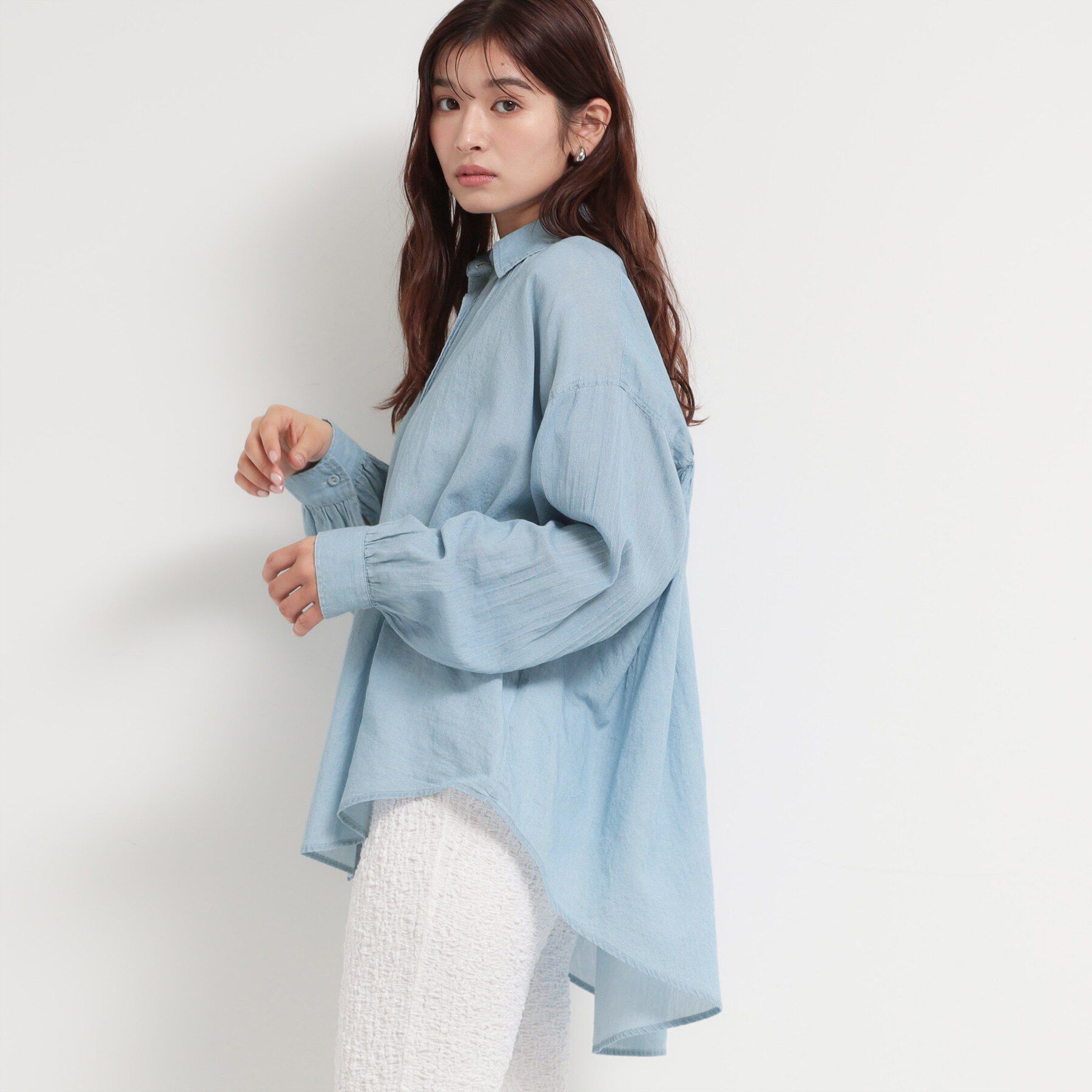 THE SHOP TK「シアーデニムシャツ」|シャツ・ブラウス|
