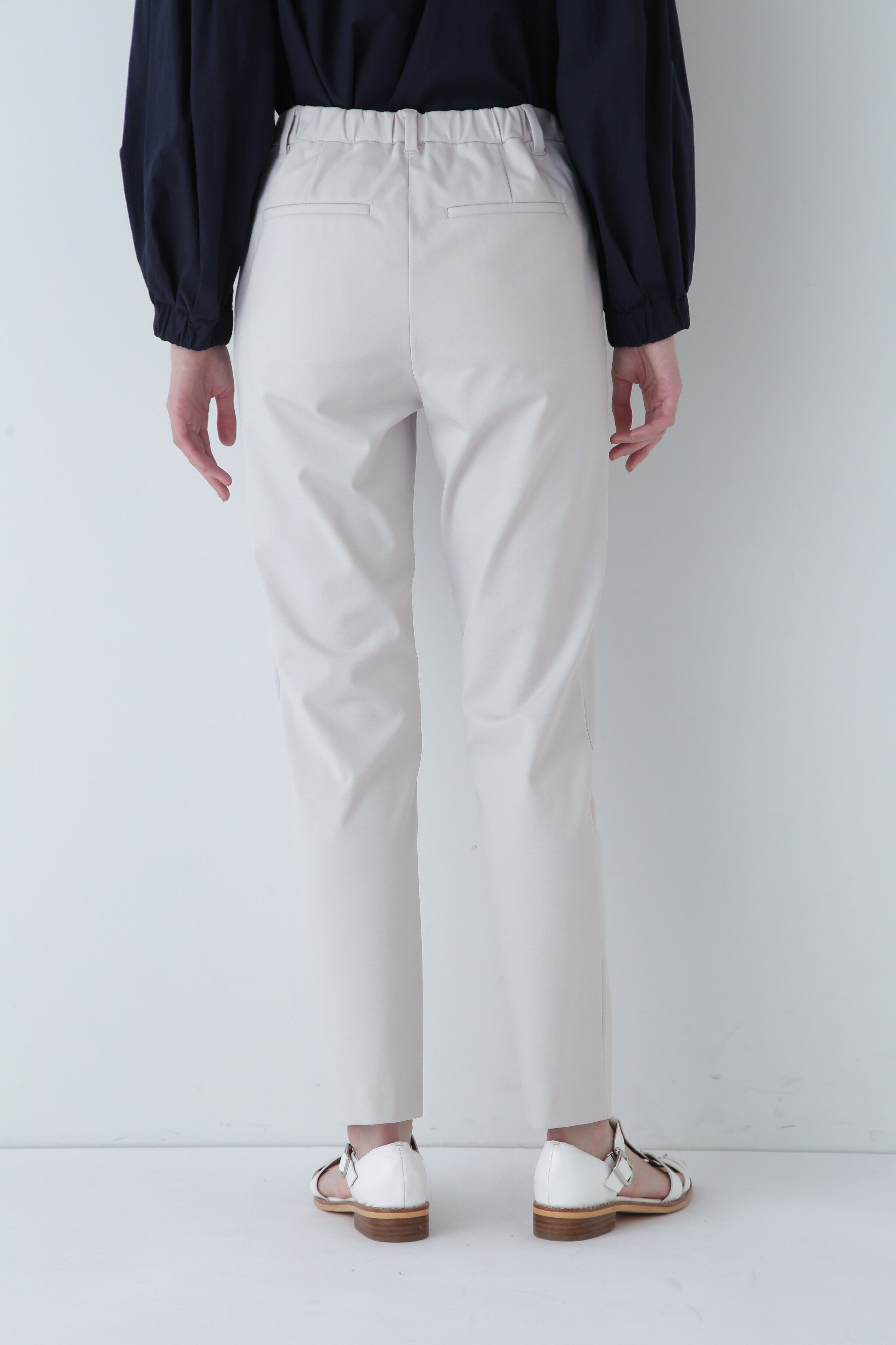  「ストレッチポンチテーパードパンツ」|その他|