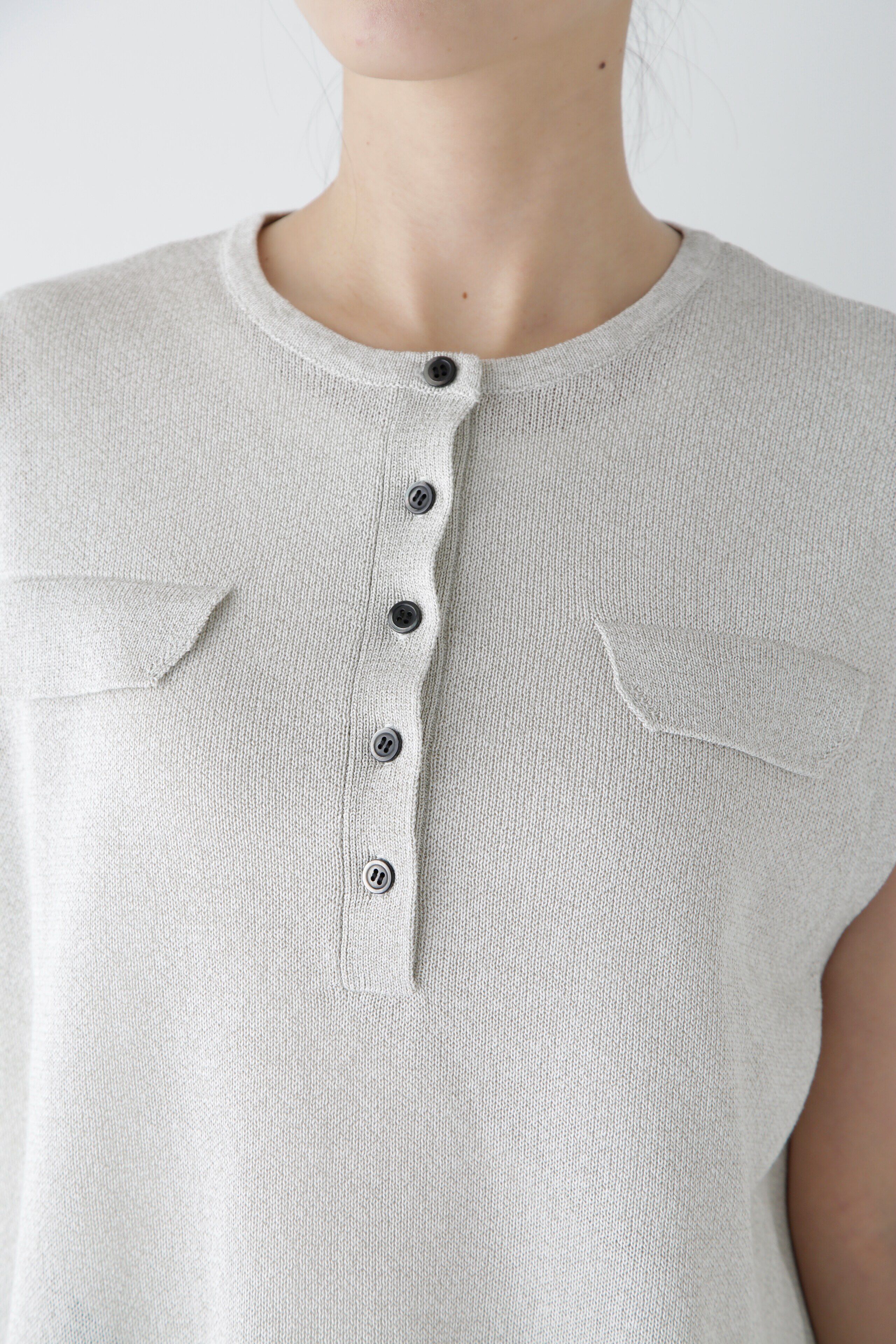  「◆【ウォッシャブル】ペーパーヤーンヘンリネックベスト」|ニット・セーター|