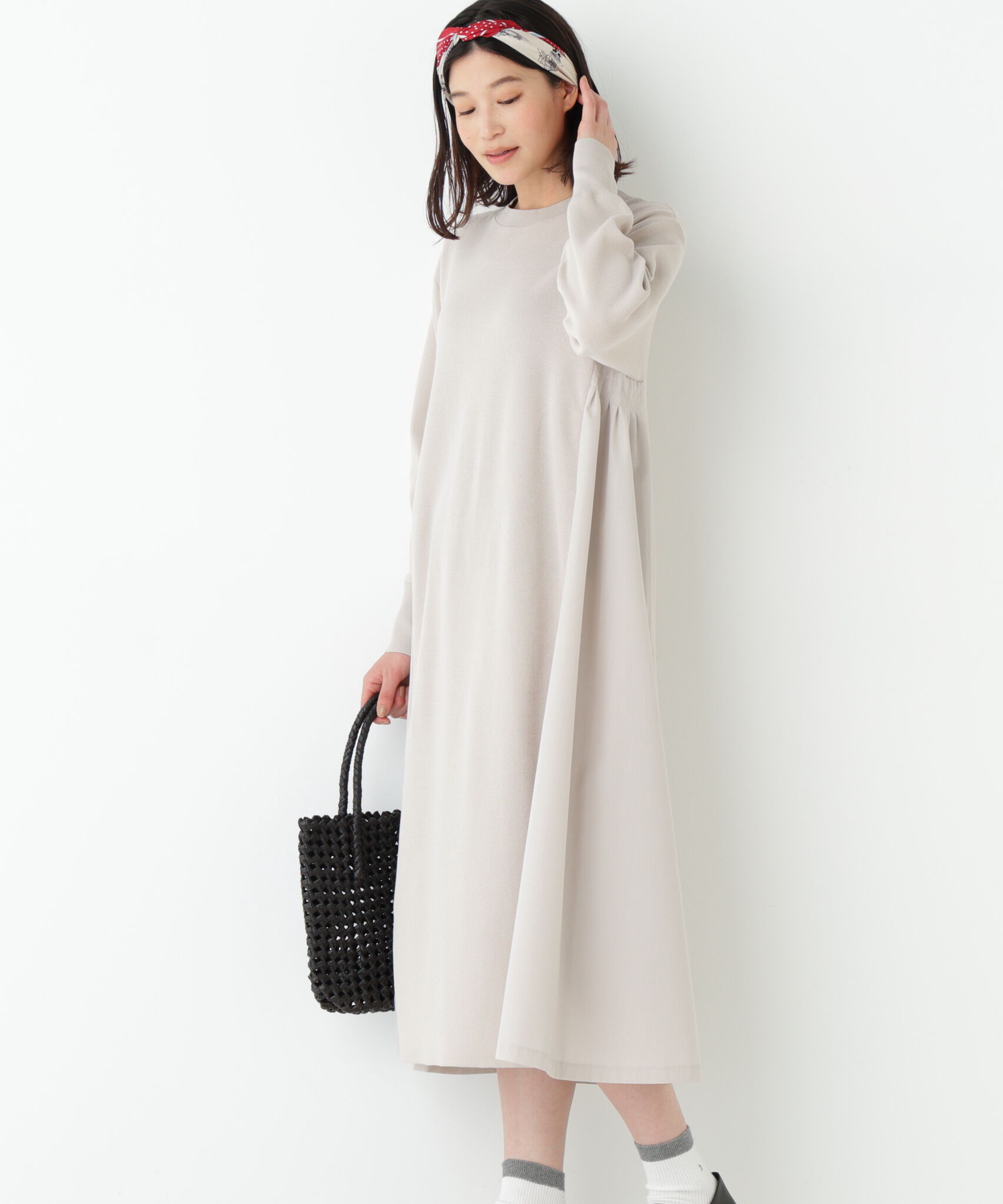  「◆《ウォッシャブル》布帛コンビ綿ナイロンニットワンピース」|ワンピース|グレージュ2