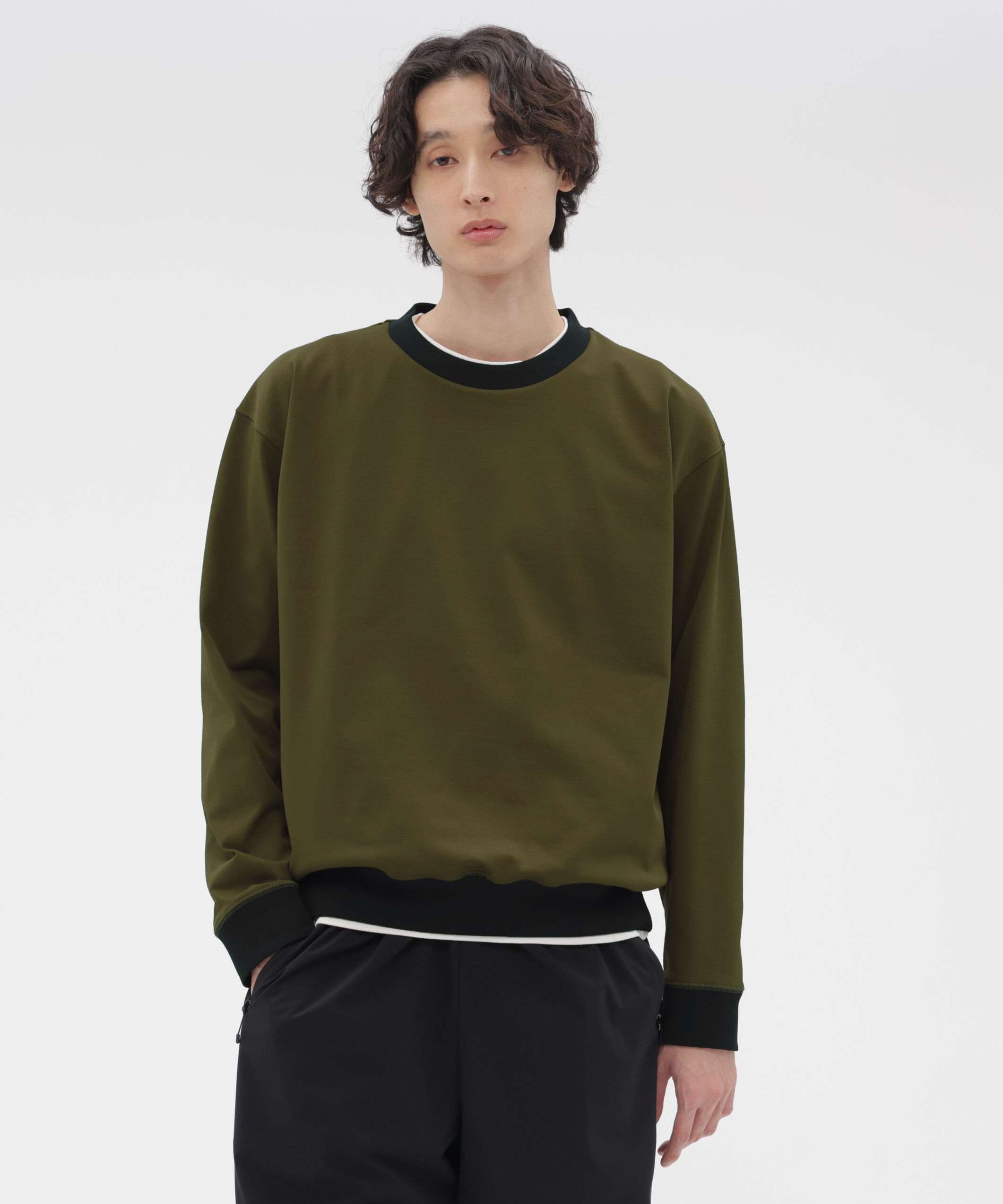 MARGARET HOWELL「HIGHDENCE POLYESTER JERSEY TOP」|Tシャツ・カットソー|OLIVE1