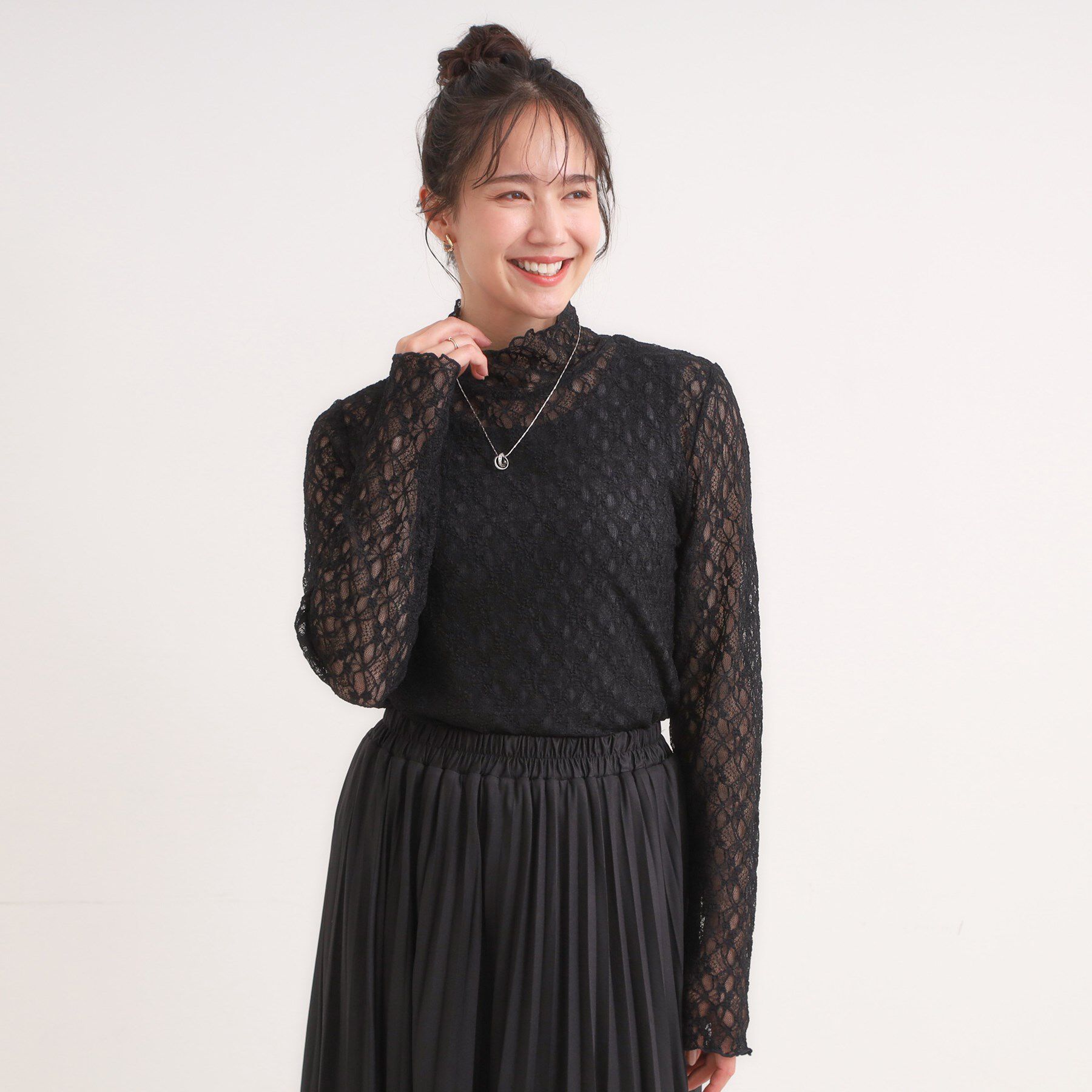SHOO･LA･RUE「【S-LL】上品なレースハイネックトップス」|Tシャツ・カットソー|