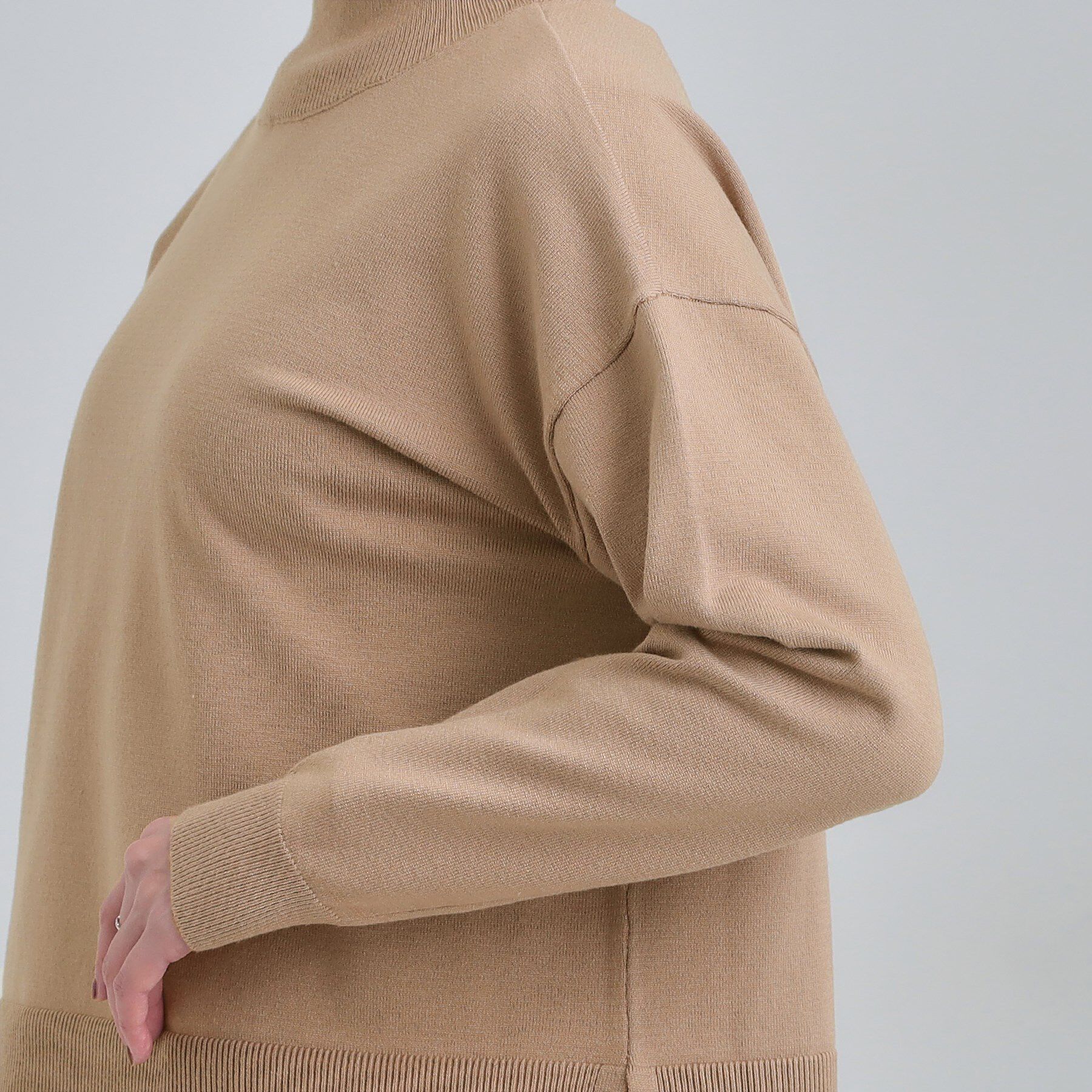 SHOO･LA･RUE「【2点セット/S-LL】時短で決まる もちもちハイネックニット+裾シャツインナー」|ニット・セーター|