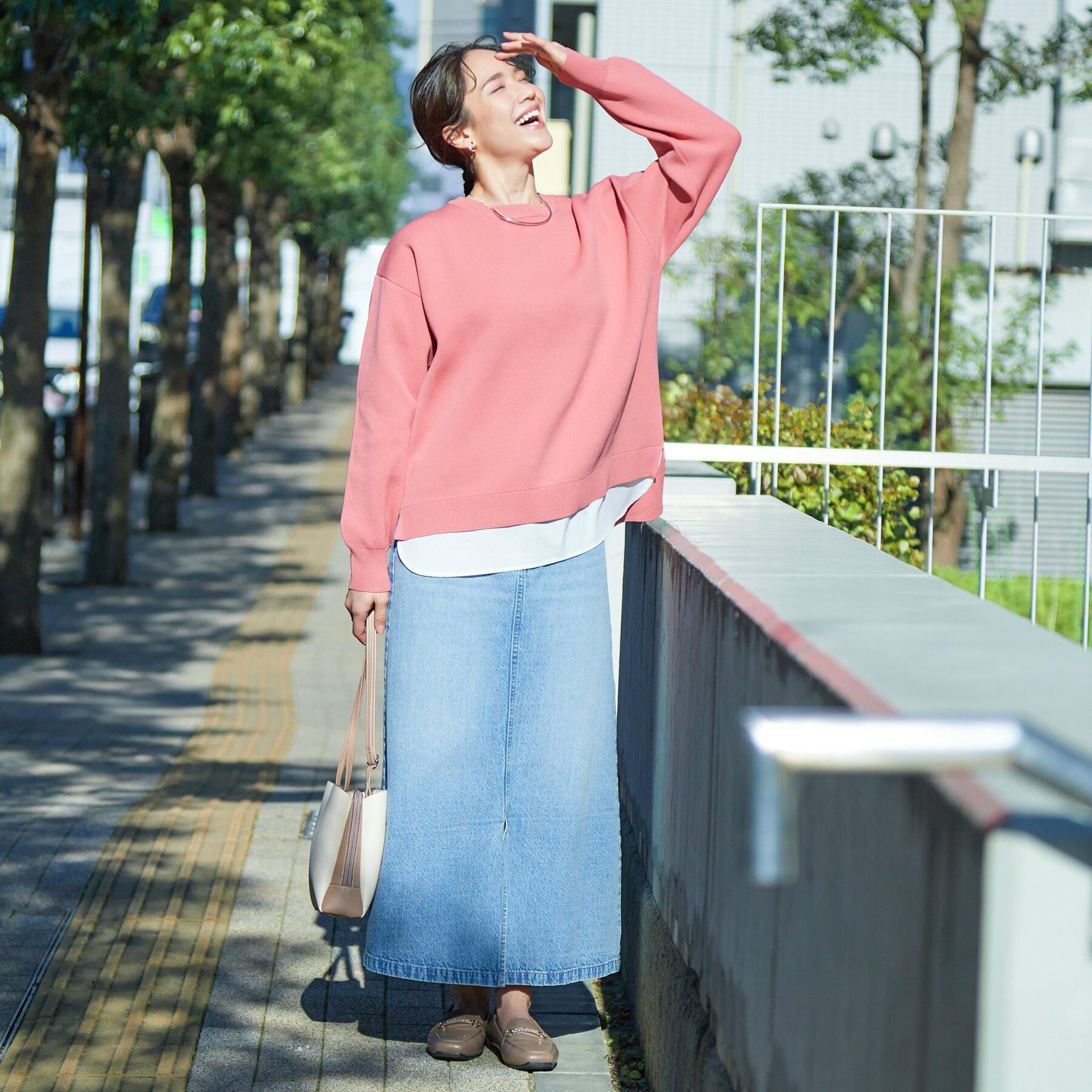 SHOO･LA･RUE「【洗濯機可/S-LL】さらに軽くなった スポンディッシュ裾フェイクトップス」|ニット・セーター|