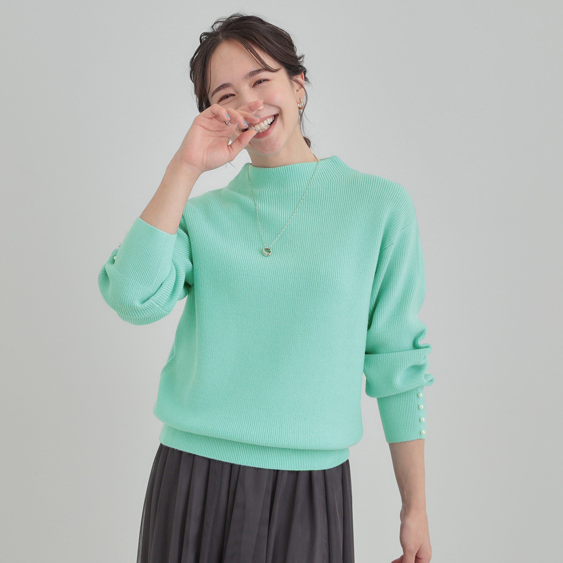 SHOO･LA･RUE「【毛玉になりにくい/洗濯機可/S-LL】お袖パールの上品ニット」|ニット・セーター|