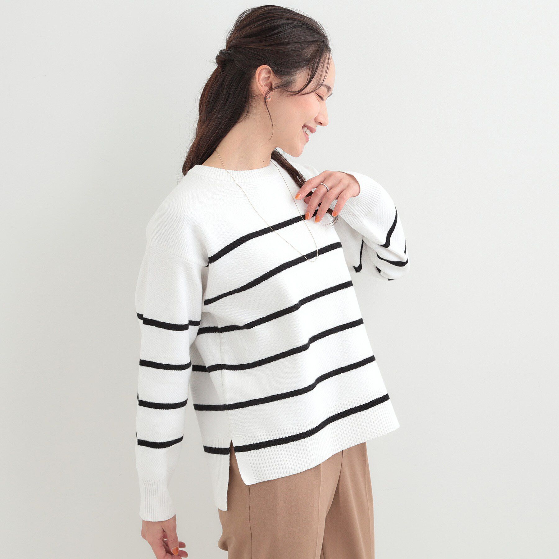 SHOO･LA･RUE「【S-LL/洗濯機可/体型カバー】大人世代も取り入れやすい スウェットライクニット」|ニット・セーター|