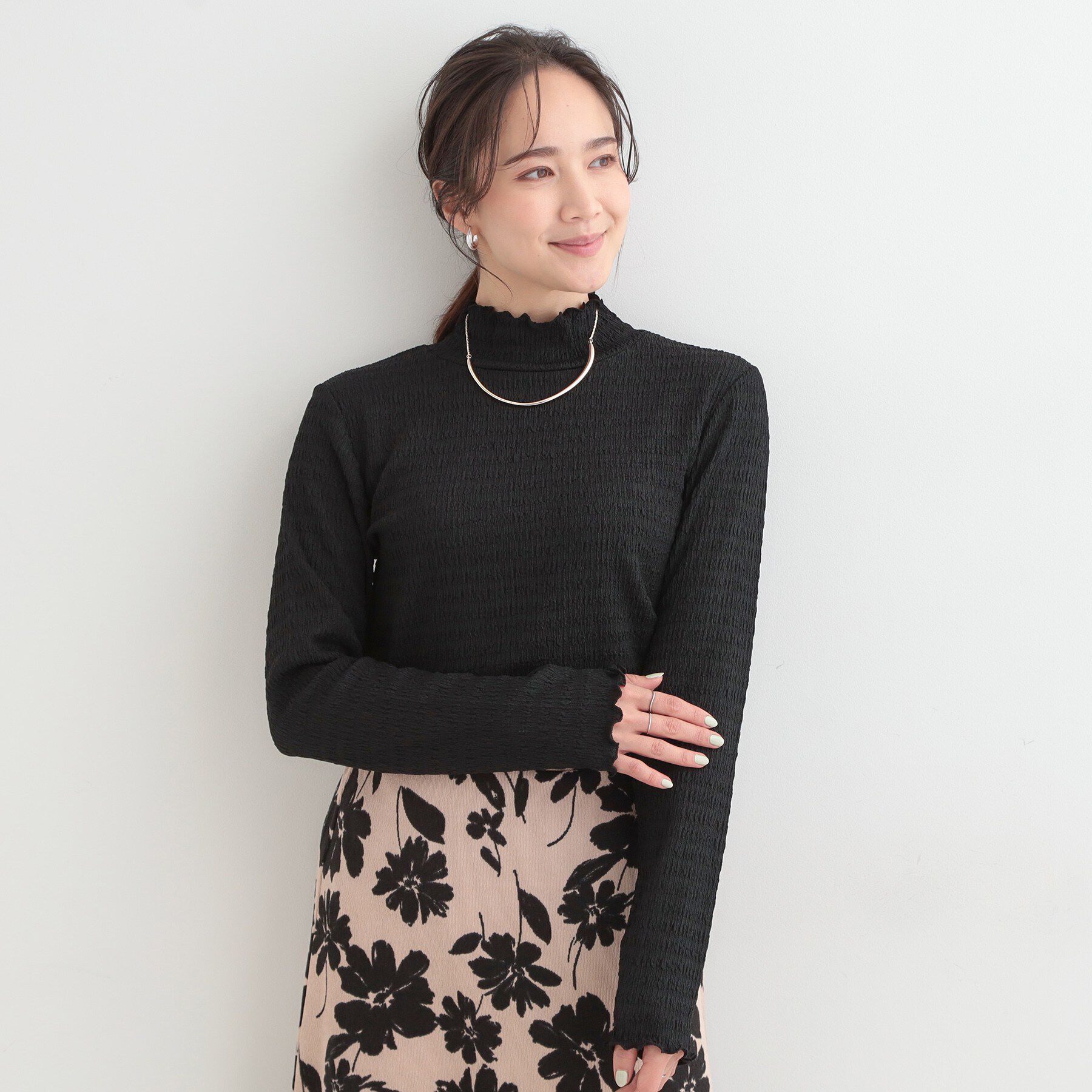 SHOO･LA･RUE「【洗濯機可/S-LL】レイヤードスタイルにも ぽこぽこジャカード ハイネックトップス」|Tシャツ・カットソー|