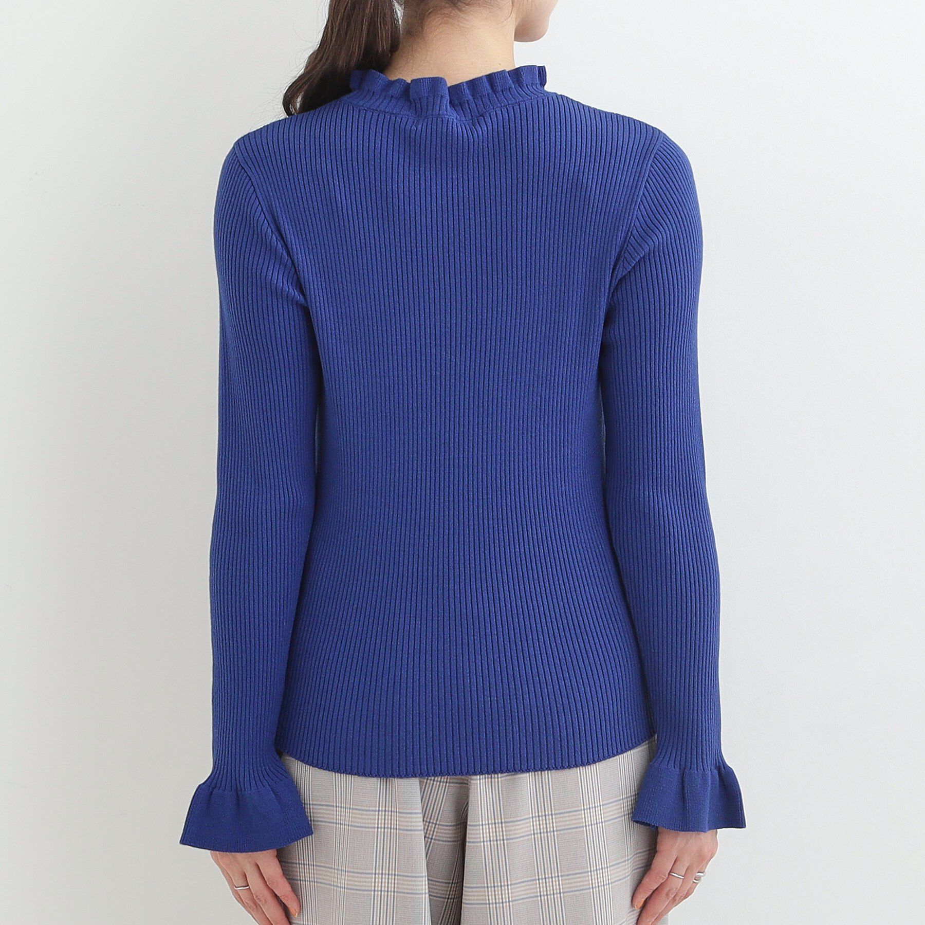 SHOO･LA･RUE「【洗濯機可/S-LL】メリハリフリルですっきり見える やわらかリブニット」|ニット・セーター|