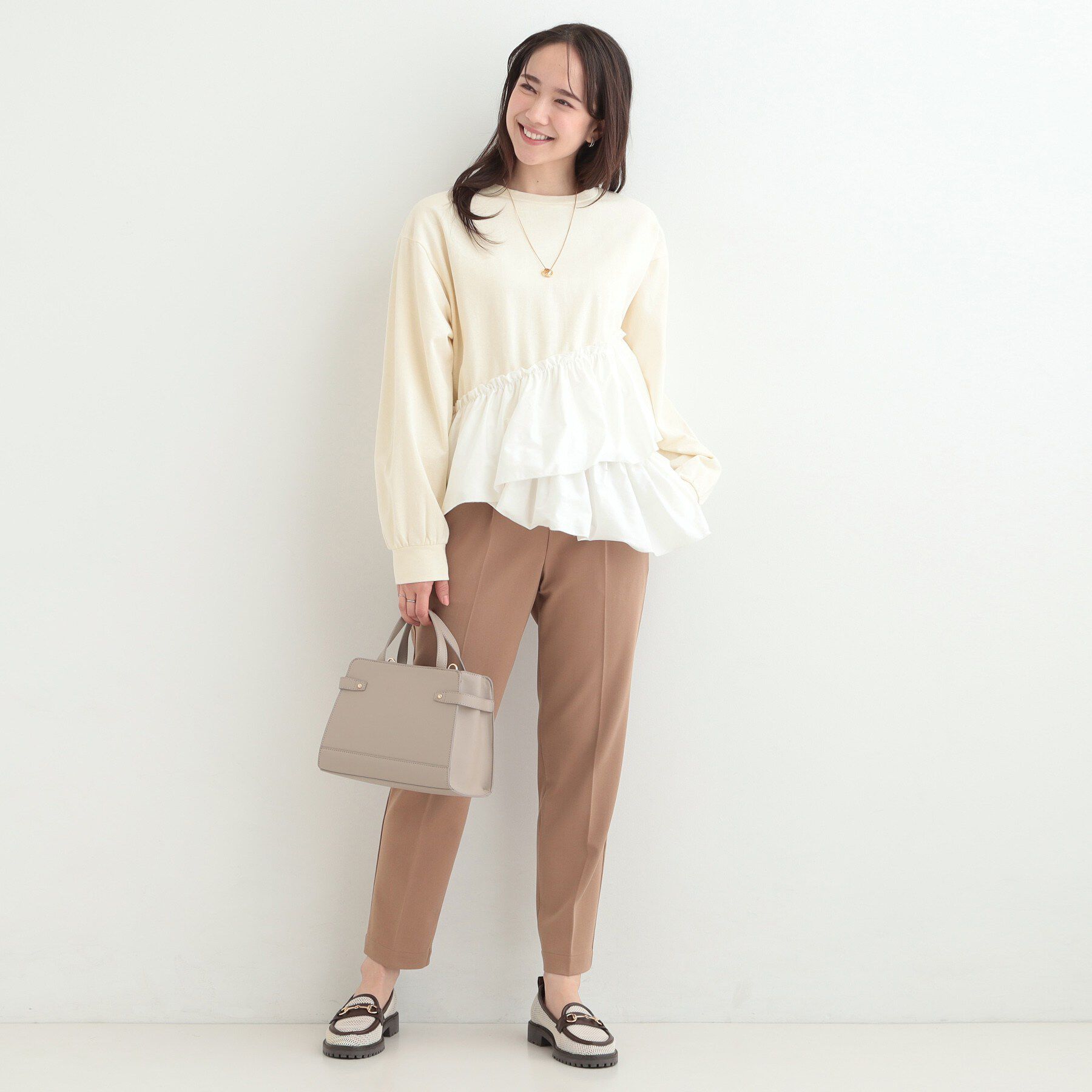 SHOO･LA･RUE「【洗濯機可】ほんのり甘い アシンメトリーフリルの上品トップス」|パーカー|