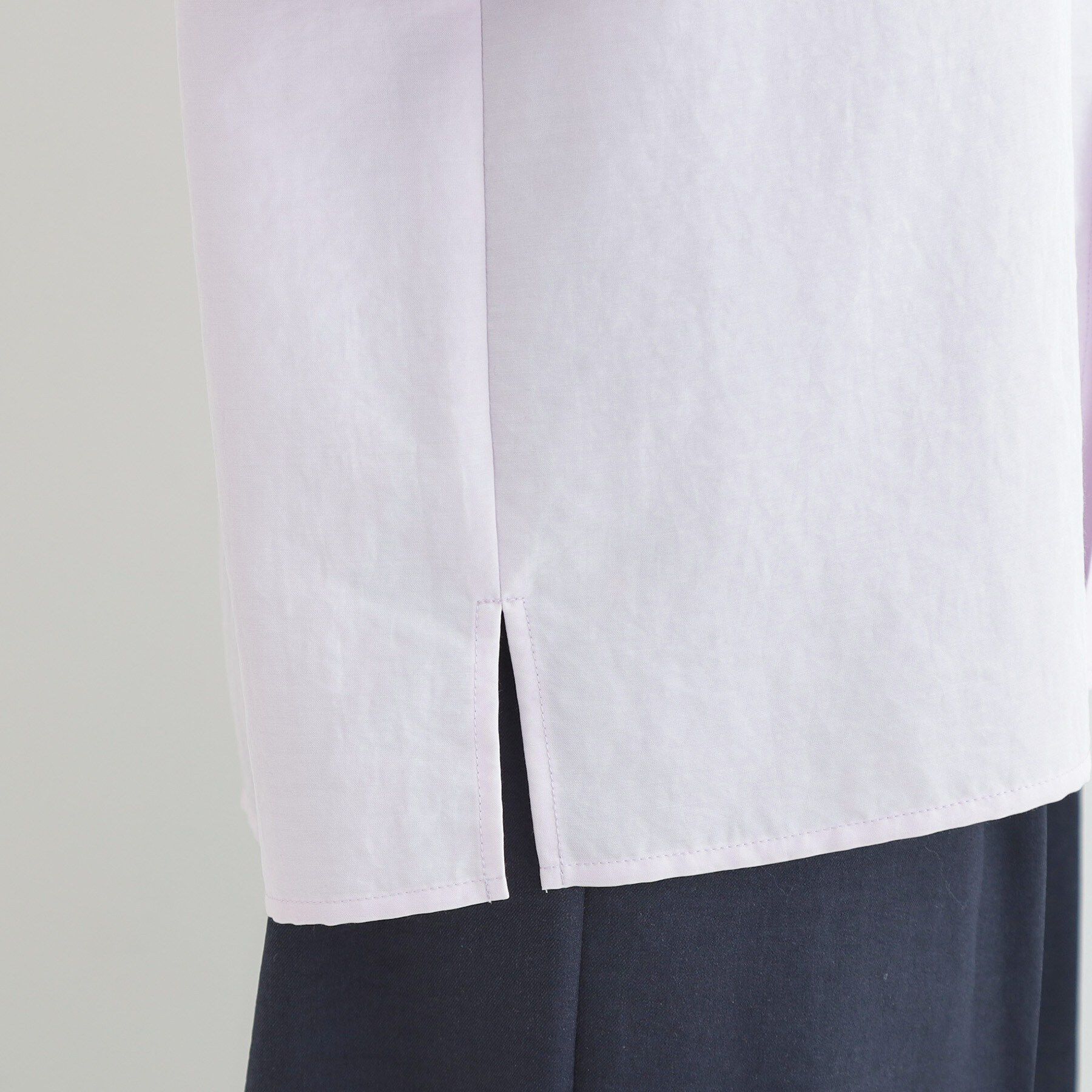 SHOO･LA･RUE「【イージーケア/S-LL/UV】きれいめにもラフにも　ダブルフラップポケットバンドカラーシャツ」|シャツ・ブラウス|