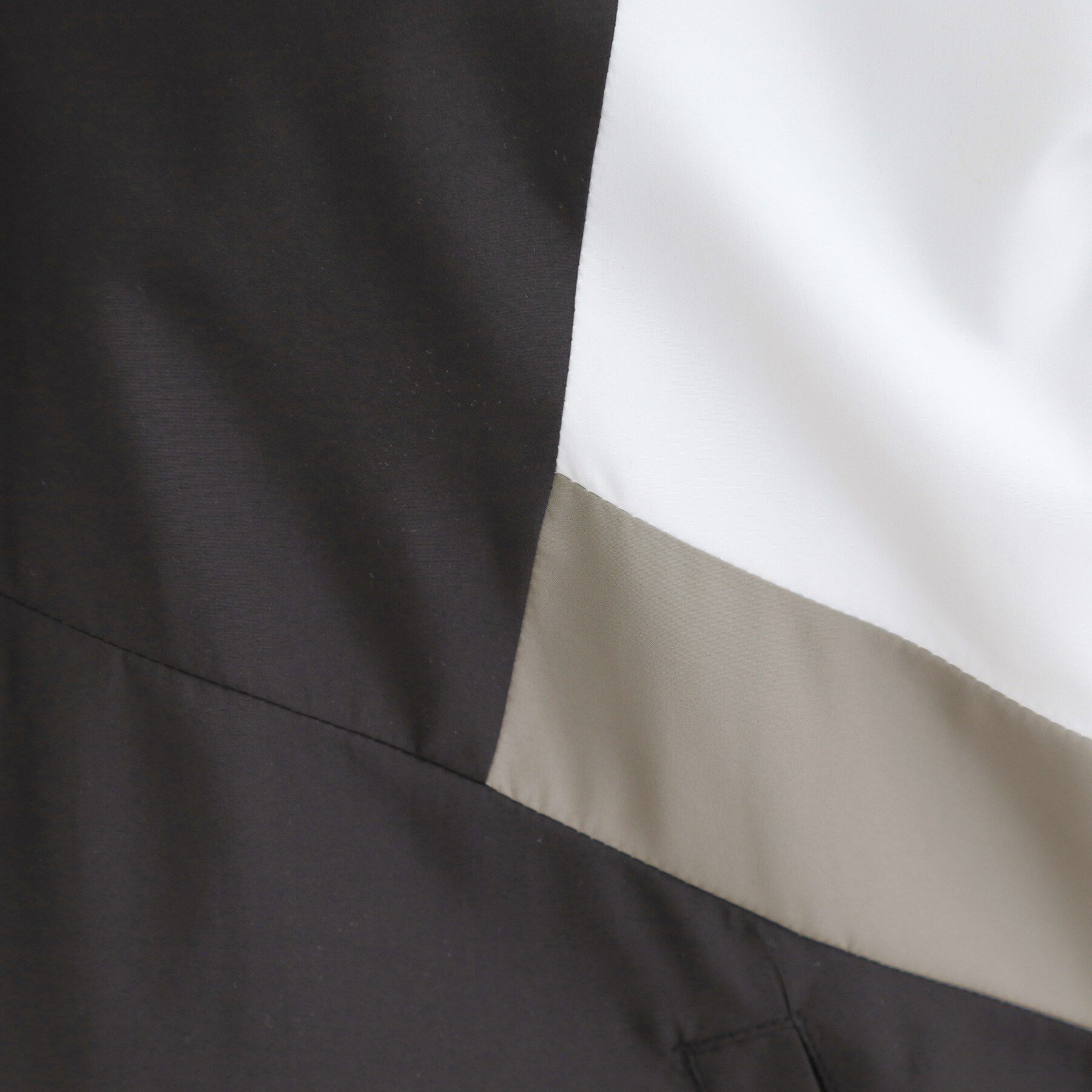 SHOO･LA･RUE「【S-LL】大人スポーティ　配色フードブルゾン」|ブルゾン・スタジャン|