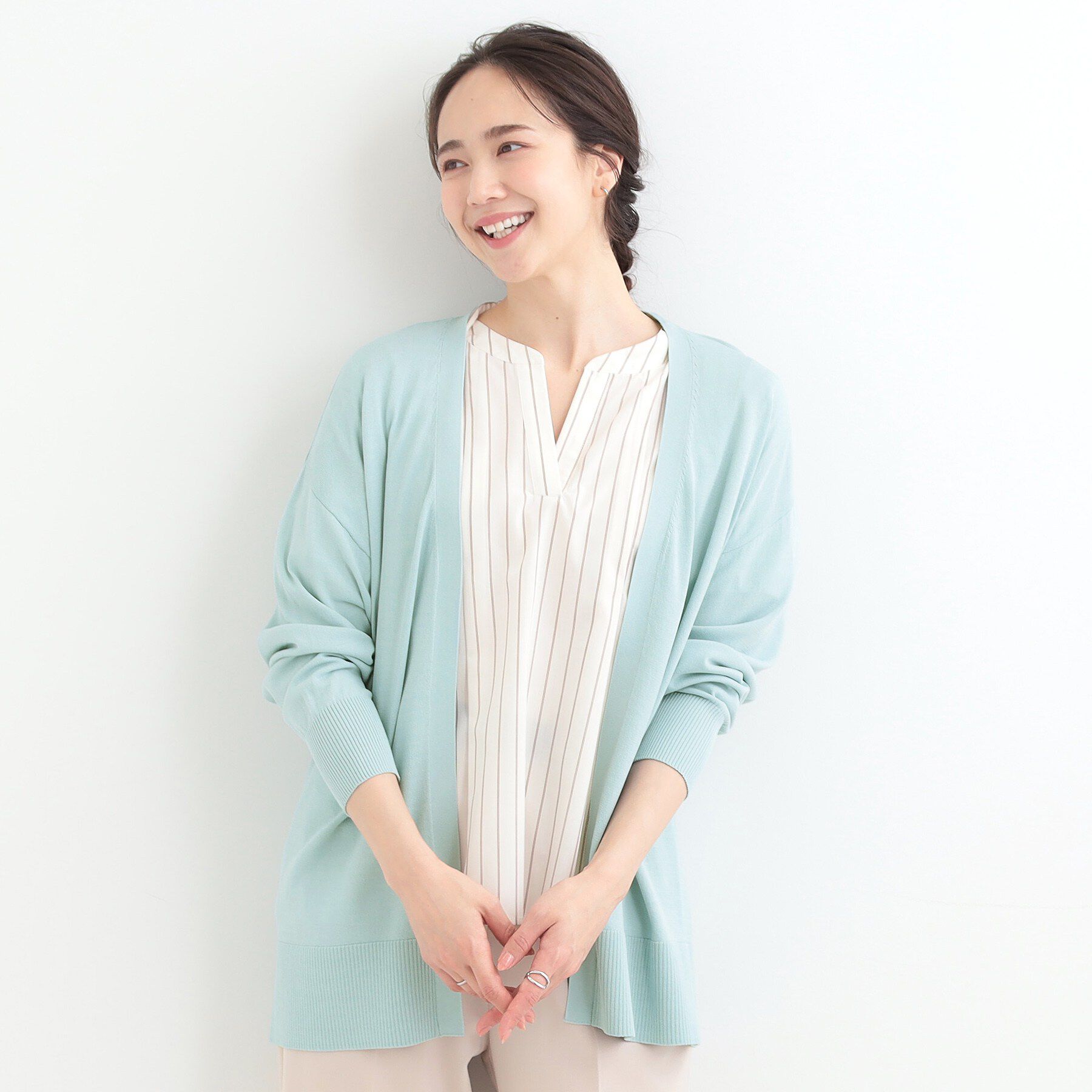 SHOO･LA･RUE「【洗濯機可/ひんやり/UV】着る方が心地よい さらっとタッチ　ミドルカーディガン」|カーディガン|