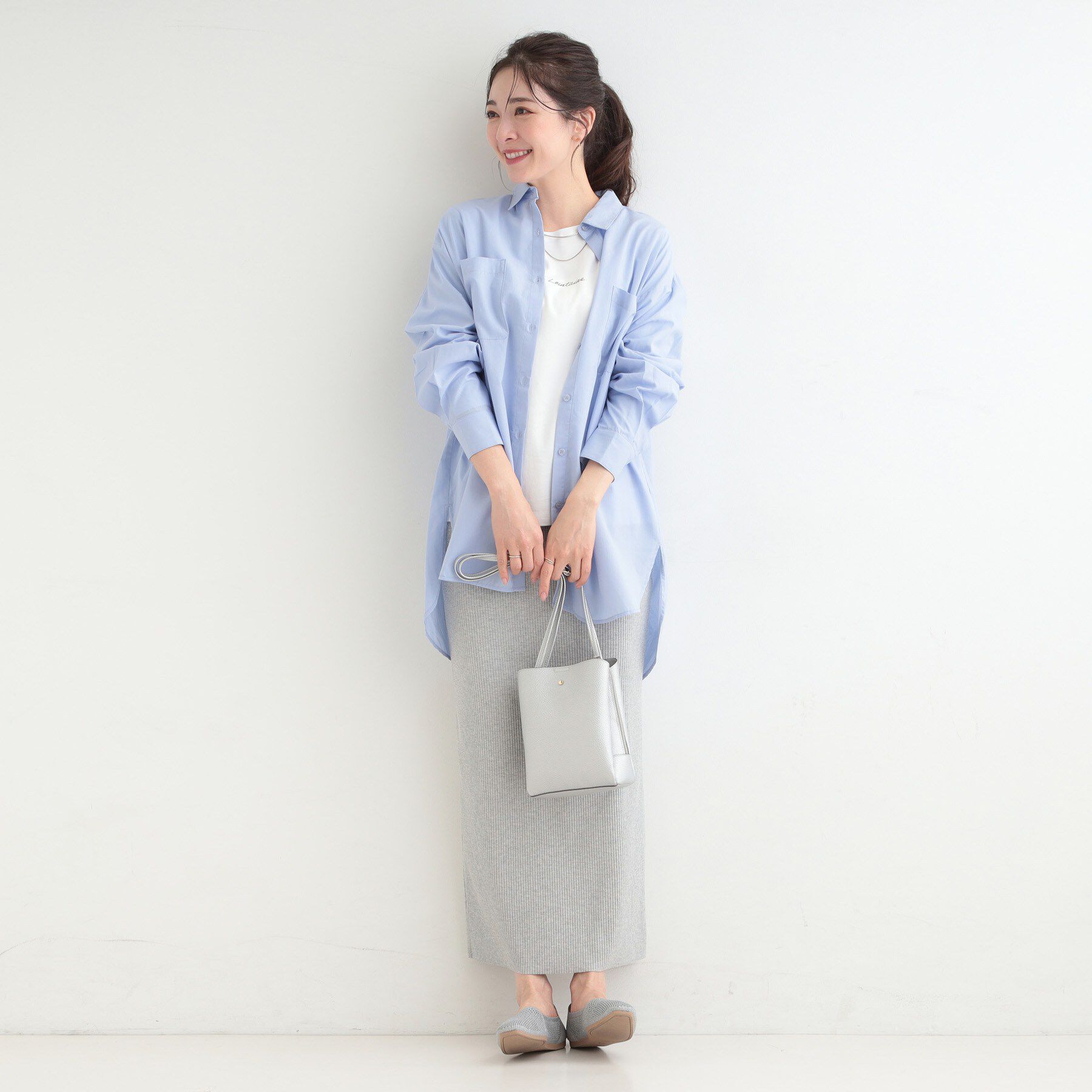 SHOO･LA･RUE「【体型カバー】バックギャザーで魅せる オーバーサイズシャツ」|シャツ・ブラウス|