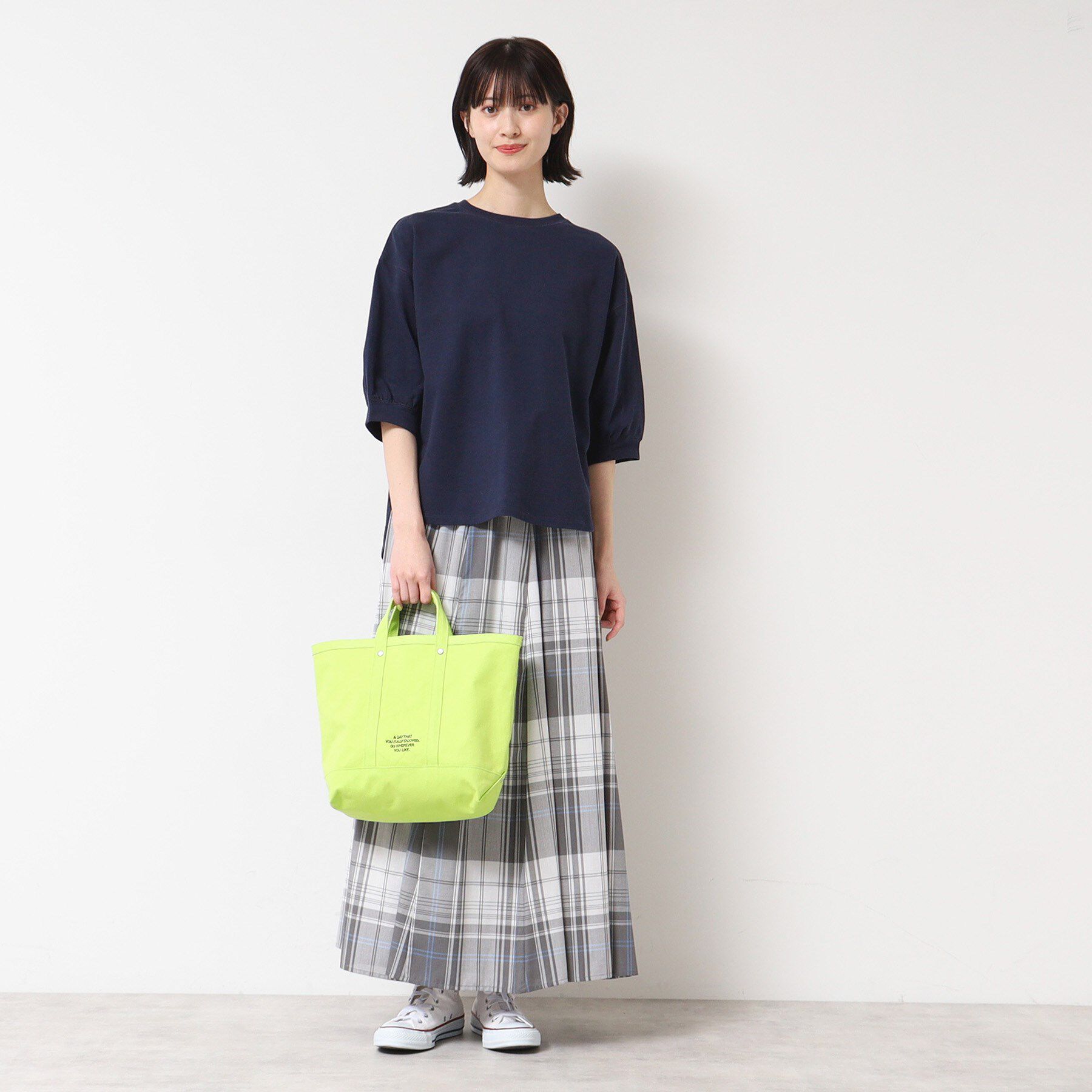 Dessin「【360度可愛い・洗える】バックヘンリーカットソー（5分袖/XS～L）」|Tシャツ・カットソー|