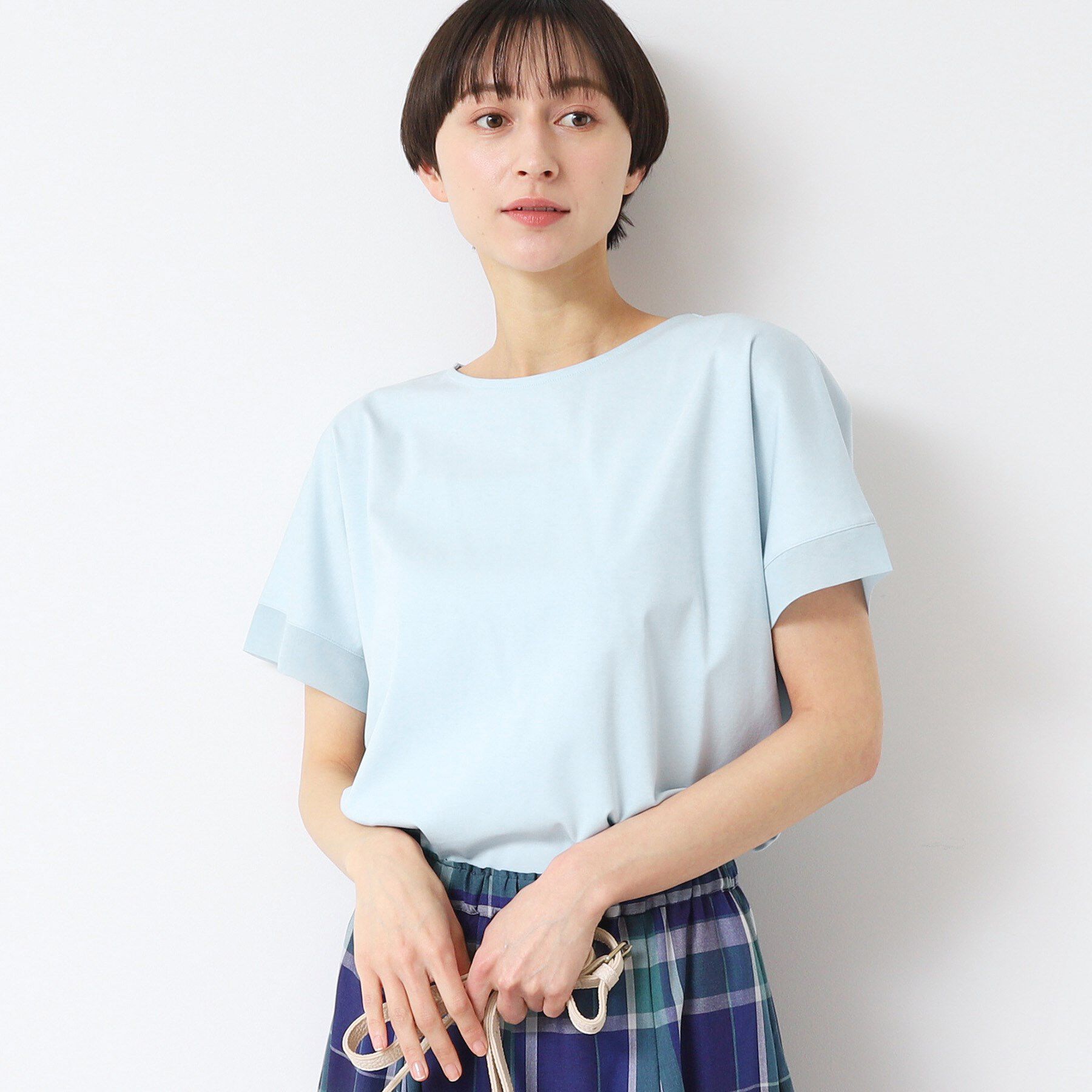 Dessin「【接触冷感・洗える】美光沢カットソーゆったりシルエット」|Tシャツ・カットソー|サックスブルー(09