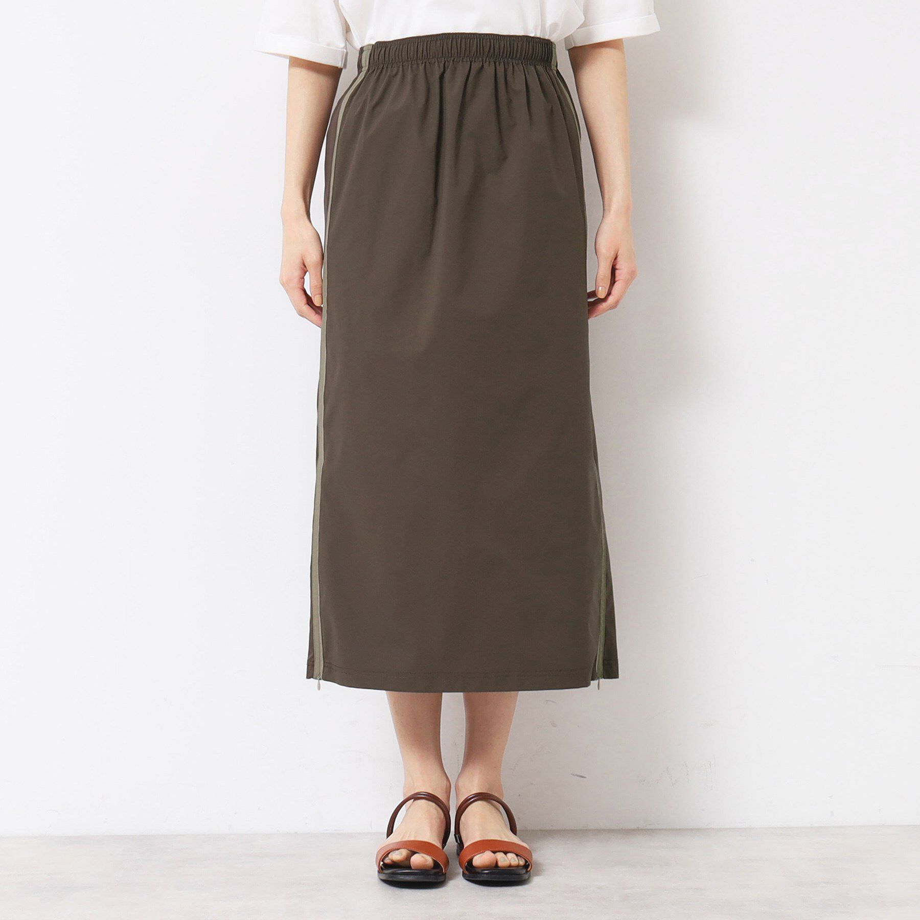 Dessin「【撥水・洗える】サイドジップ付きIラインスカート」|スカート|