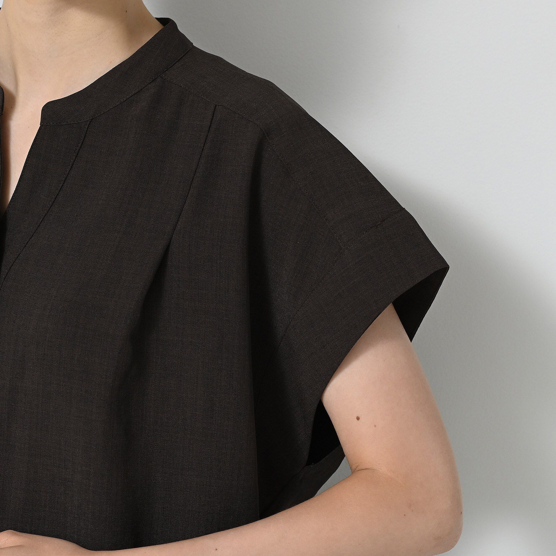 Dessin「【2点セット/ウエストゴム/洗える】スキッパ―シャツ＆ストレートパンツセット」|スーツ|