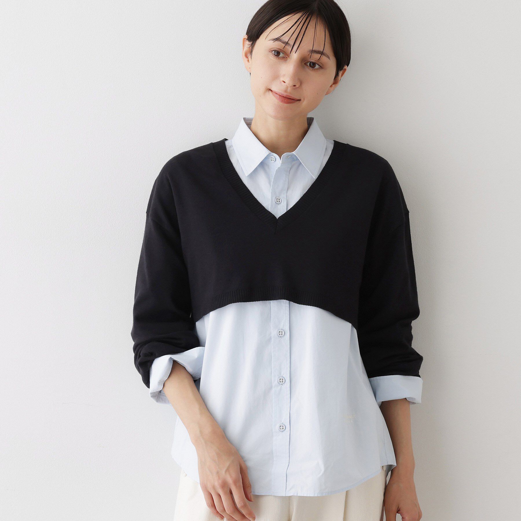 Dessin「【2点セット/3WAY/洗える】ノースリーブインナー付きVネックショート丈ニット」|ニット・セーター|