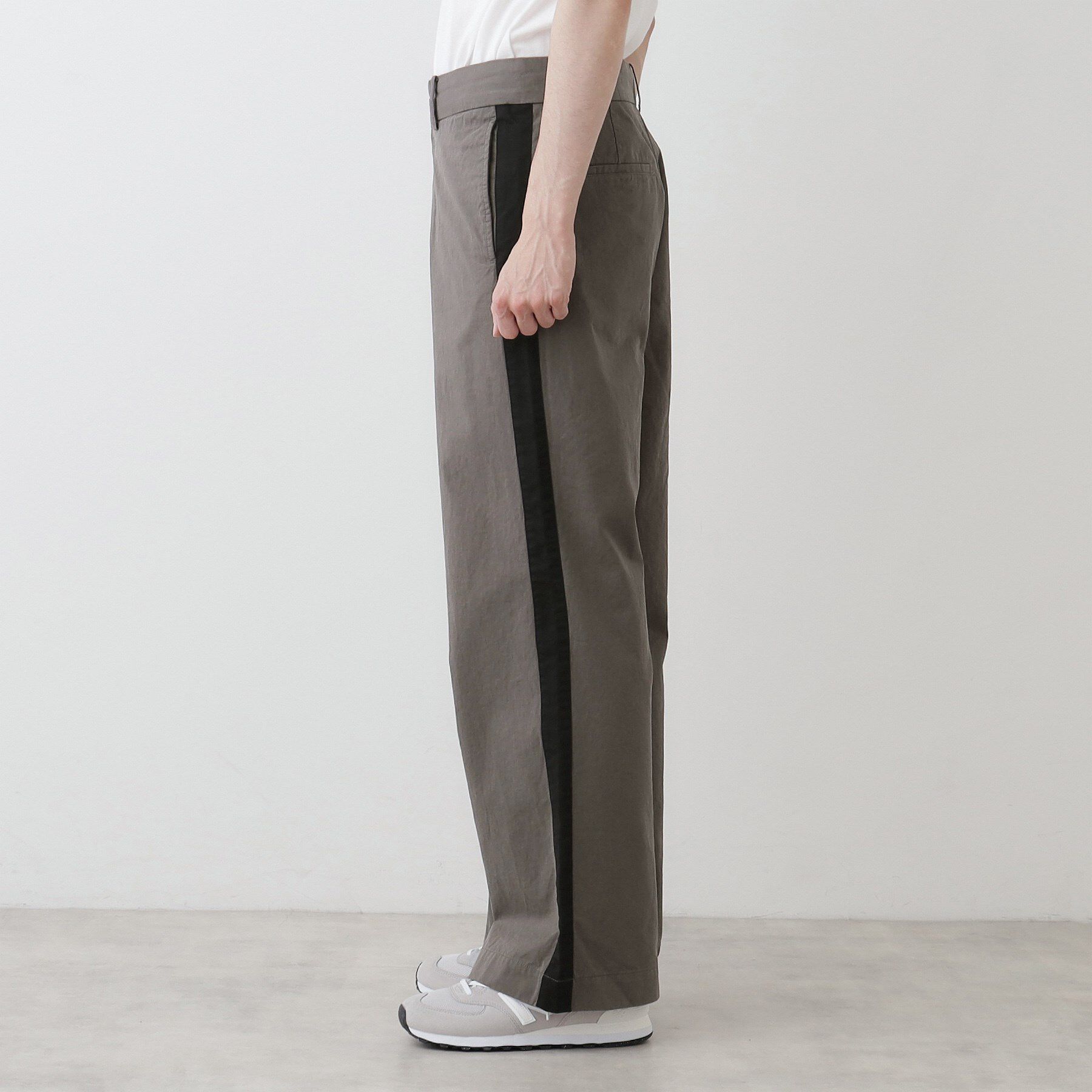 Dessin「【洗える】コットンツイルサイドライン入りパンツ」|その他|