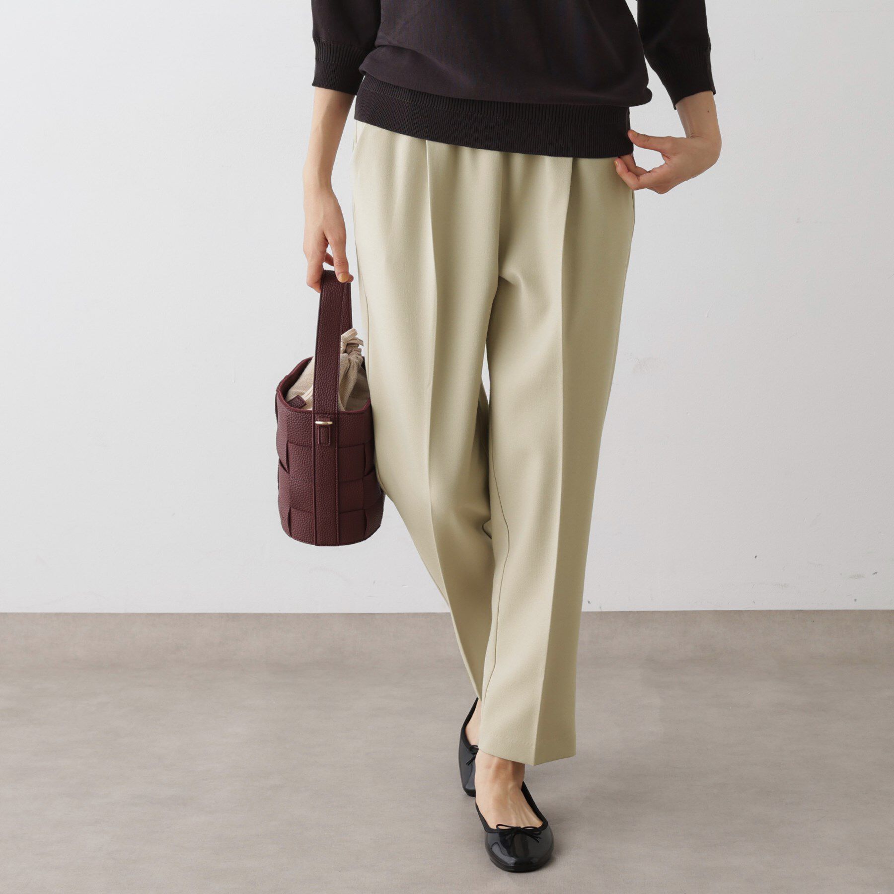 Dessin「【ウエストゴム・洗える】コンフォートテーパードパンツ」|その他|