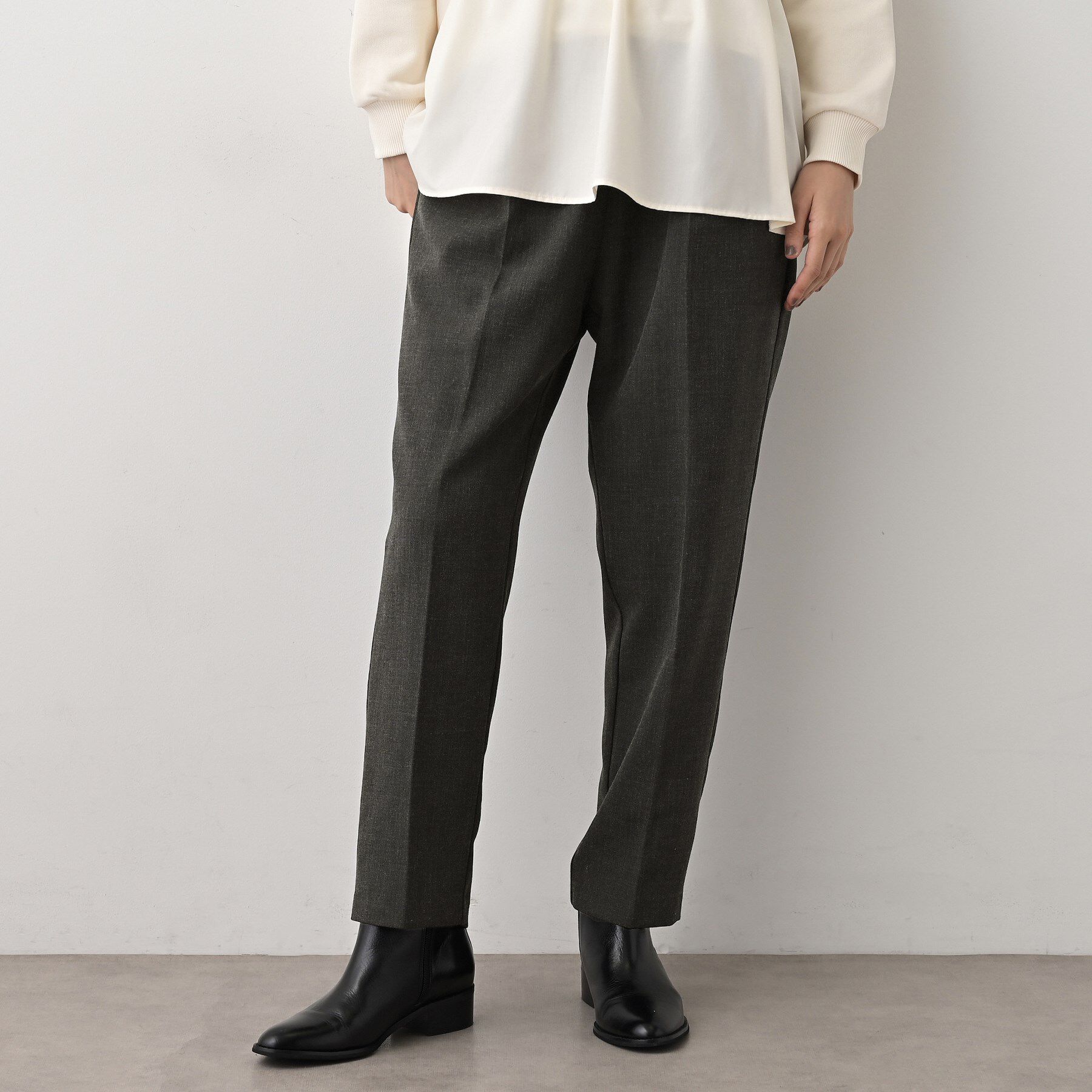 Dessin「【ウエストゴム/裏地付き】コンフォートテーパードパンツ」|その他|